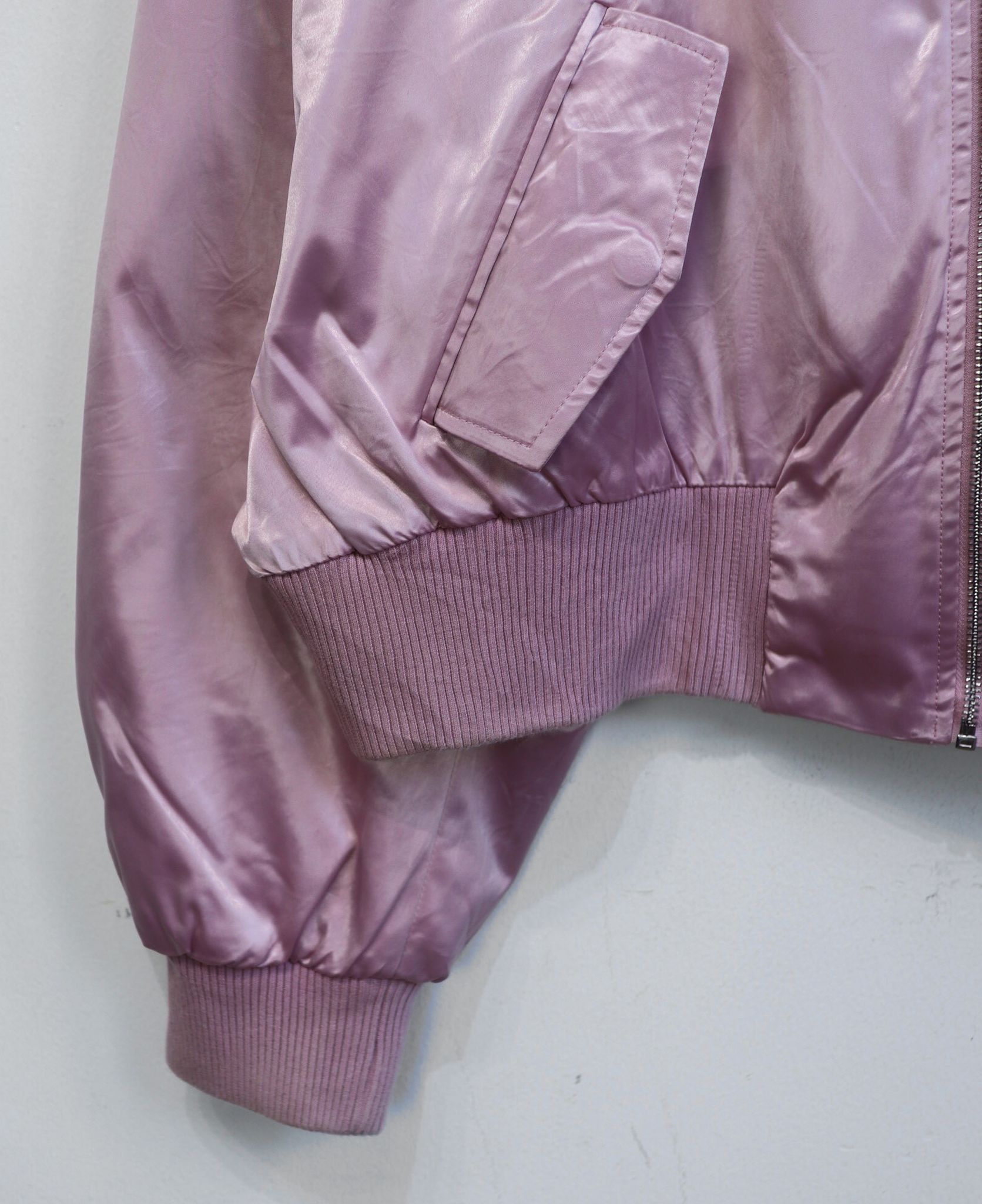12.14.23 - VTG CROPPED BOMBER JACKET - MTEE by METERS/BONWE