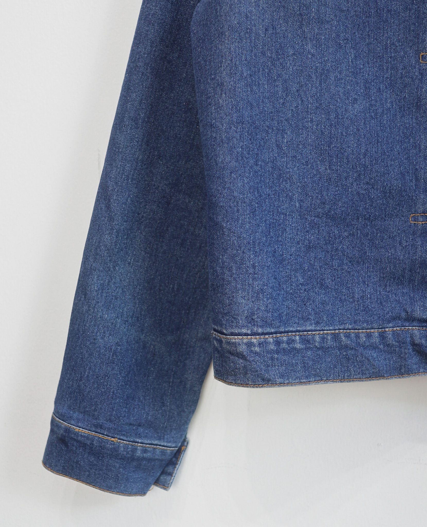 08.06.23 - VTG CROPPED DENIM JACKET - DRESKIP