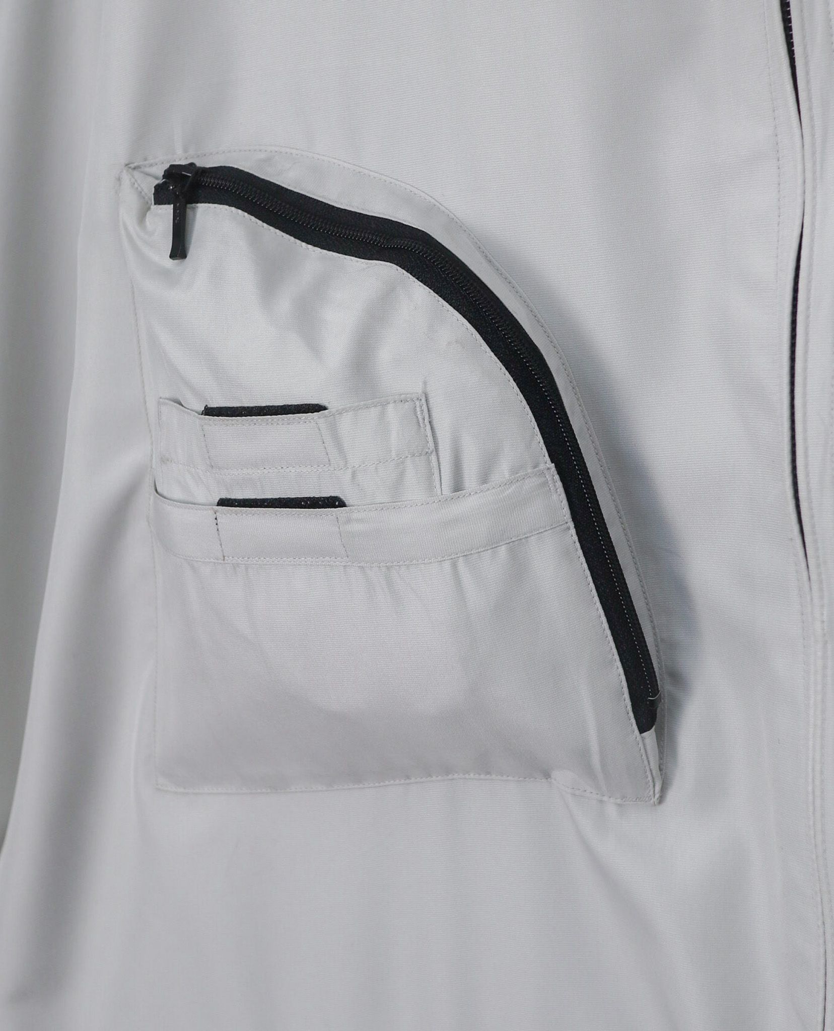 07.04.23 - VTG WINDBREAKER JACKET - JEANING GARAGE
