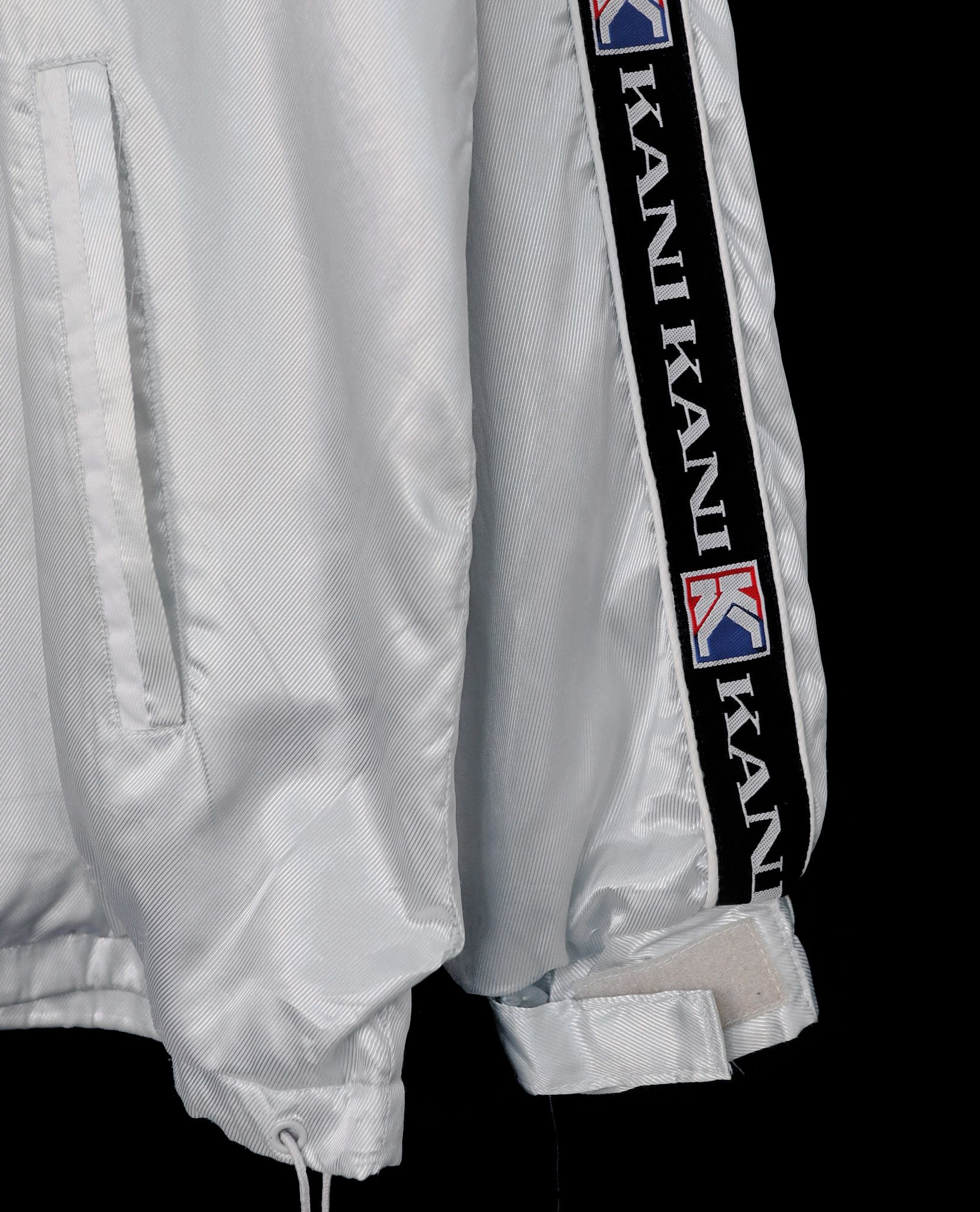 07.04.23 - VTG WINDBREAKER JACKET - KANI KANI