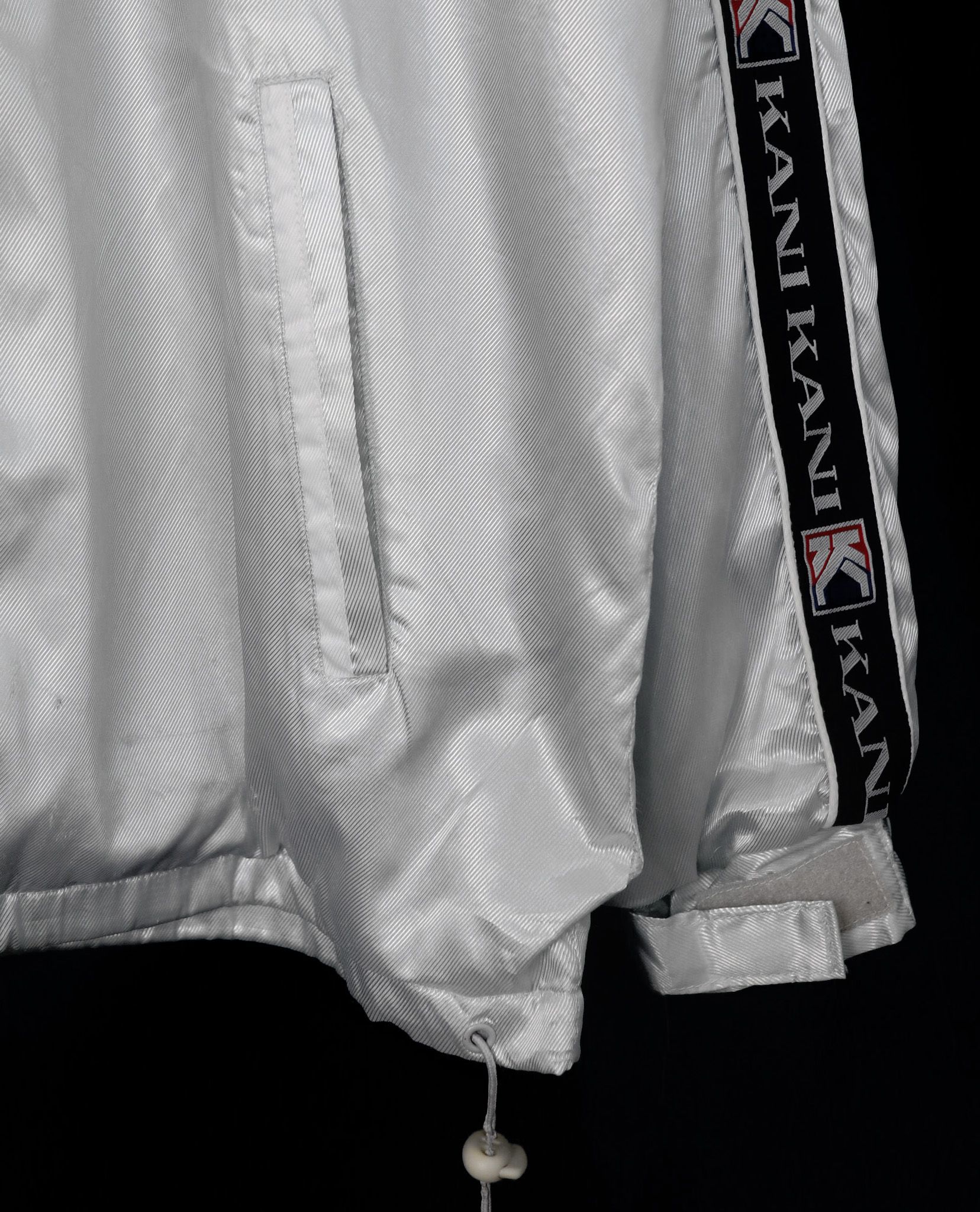 07.04.23 - VTG WINDBREAKER JACKET - KANI KANI