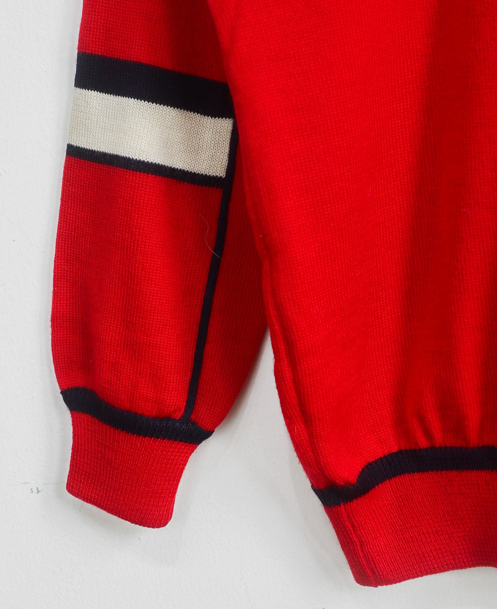 12.17.23 - VTG KNIT SWEATSHIRT - FILA