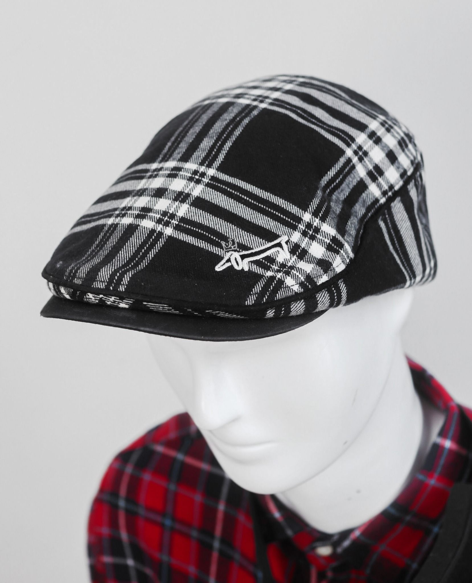 08.03.23 - VTG HEADWEAR - LOUIS CASTEL