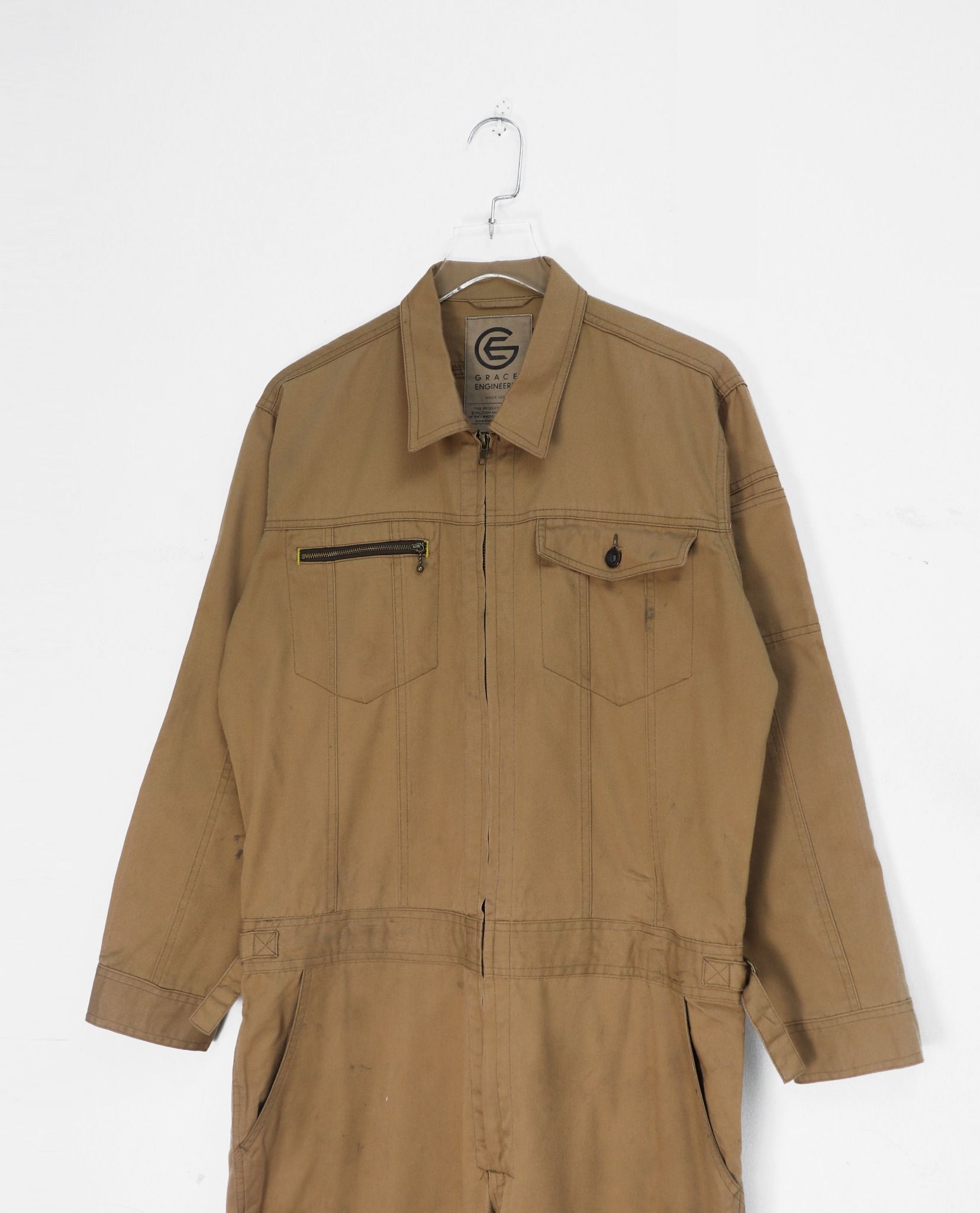 12.09.22 - VTG WORK SUIT - GRACE ENGINEER'S