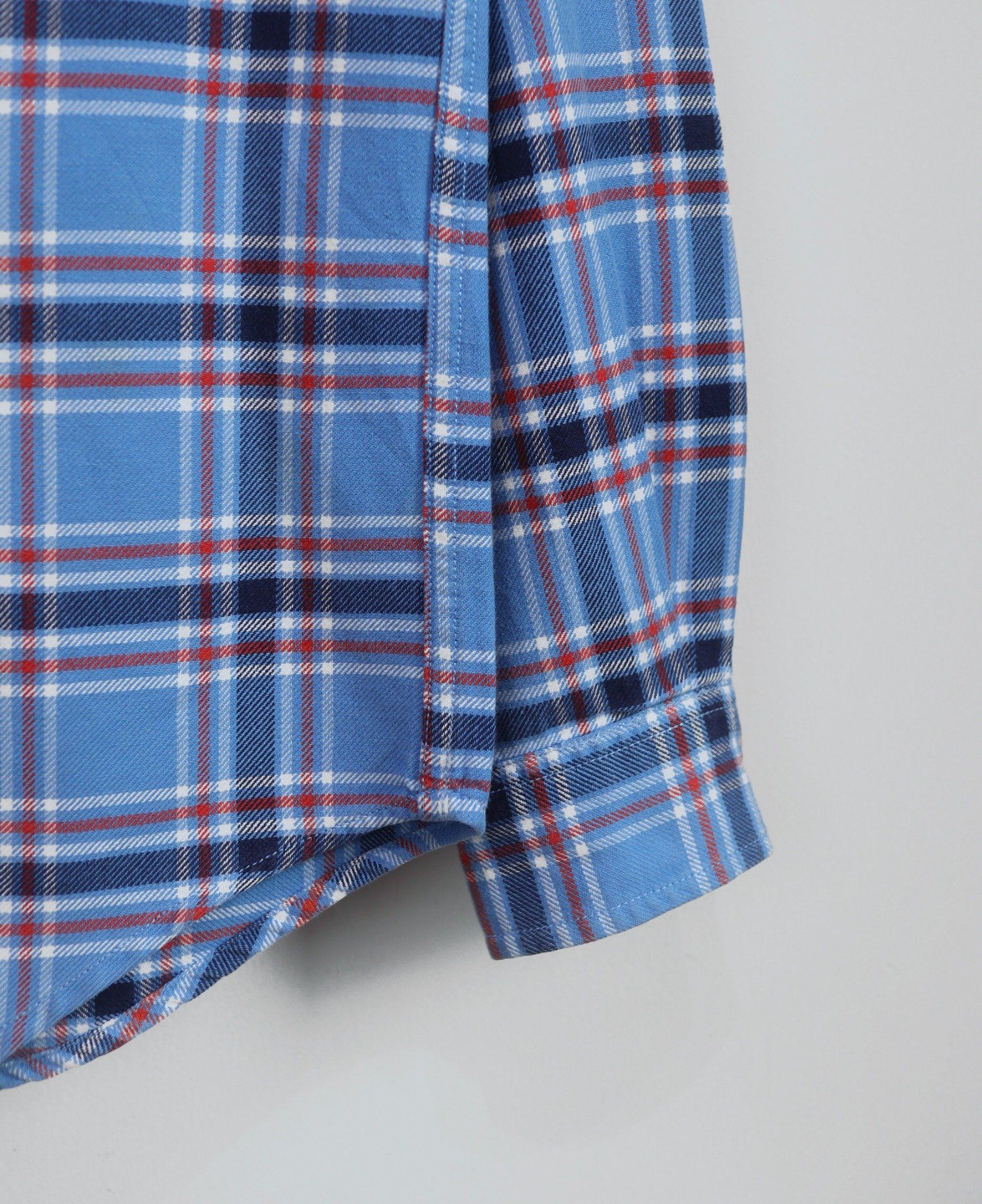12.18.23 - VTG BUTTON UP SHIRT - LEVI'S