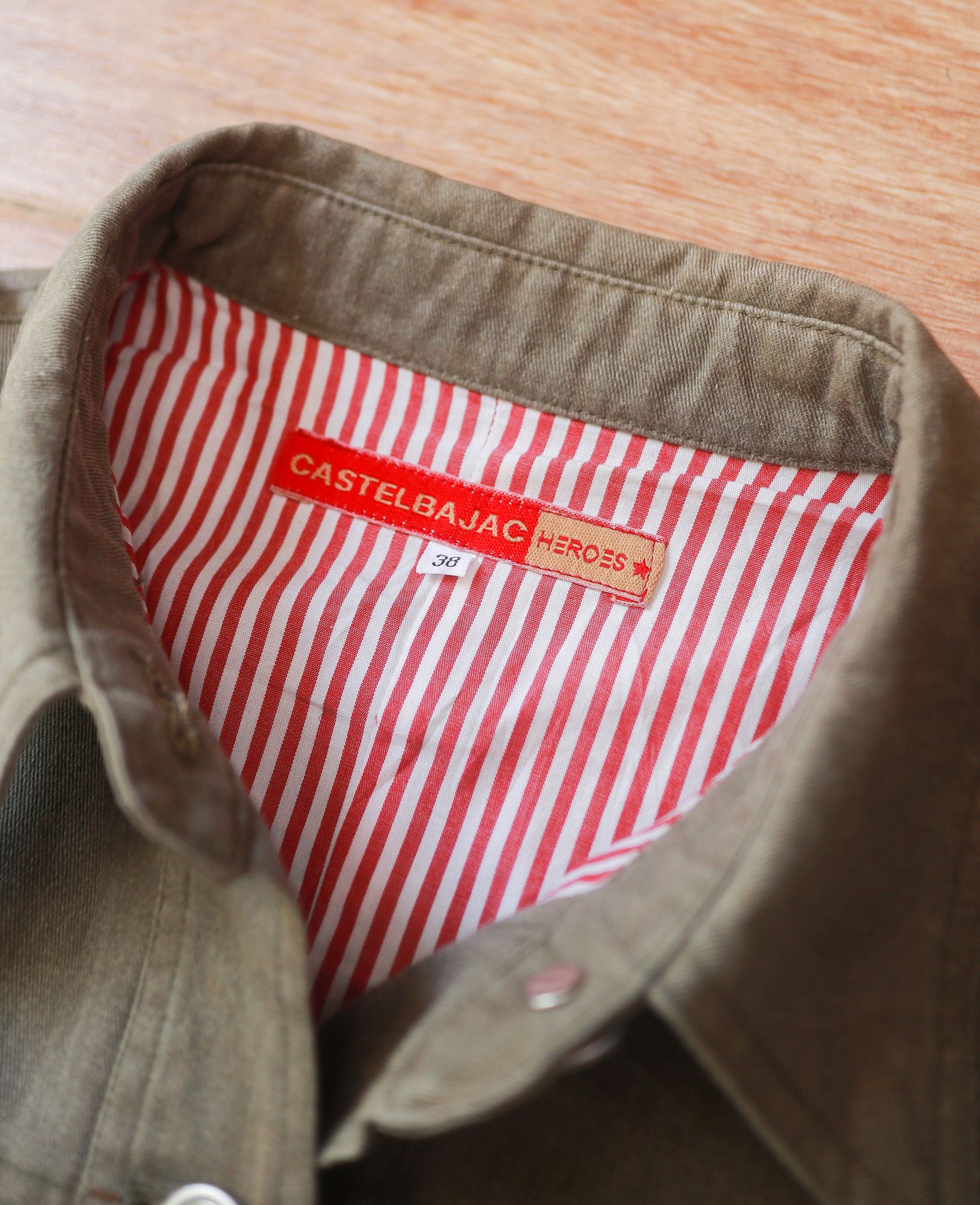 07.06.24 - VTG CROPPED DENIM JACKET - CASTELBAJAC HEROES