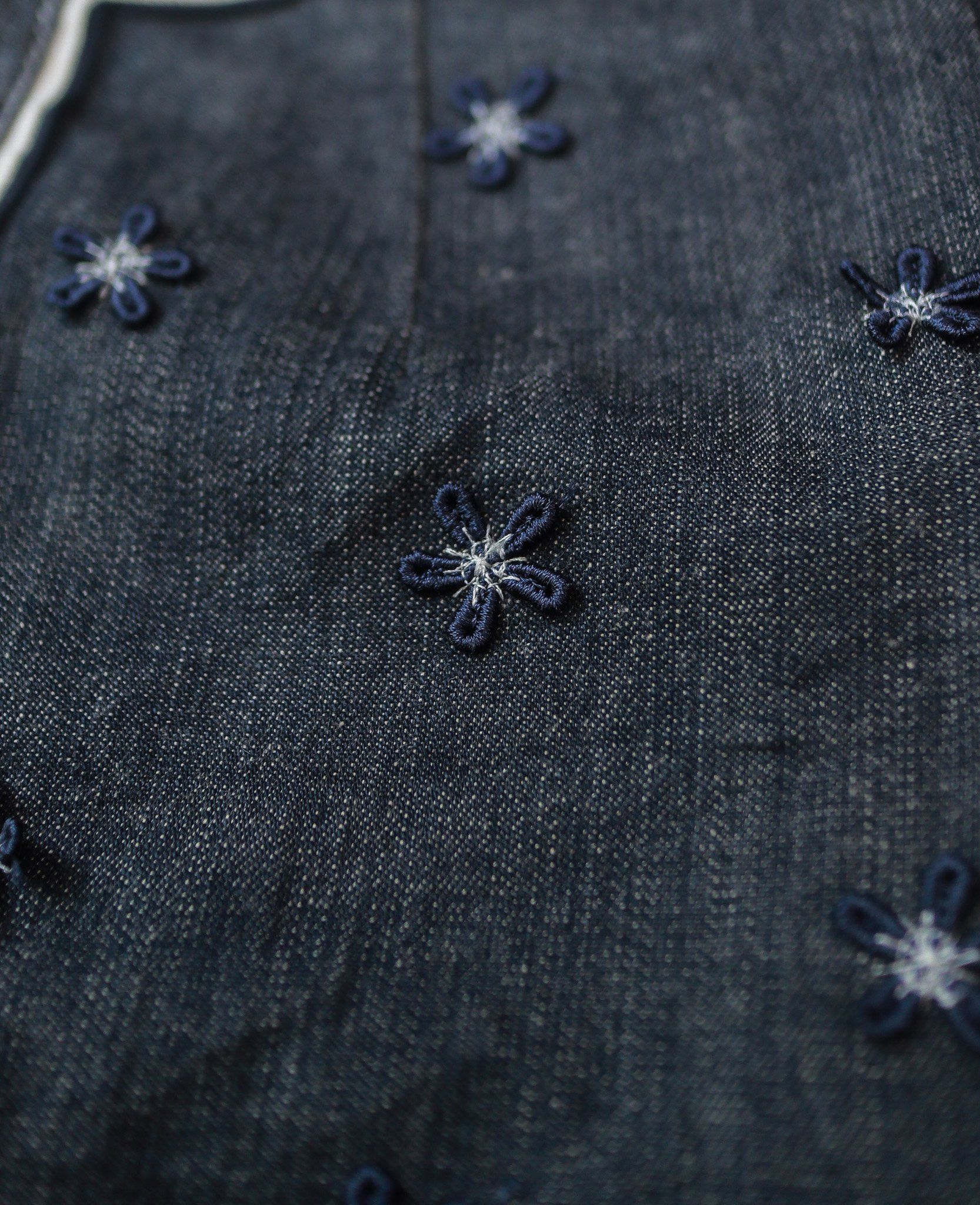07.06.24 - VTG CROPPED DENIM JACKET - HARRODS