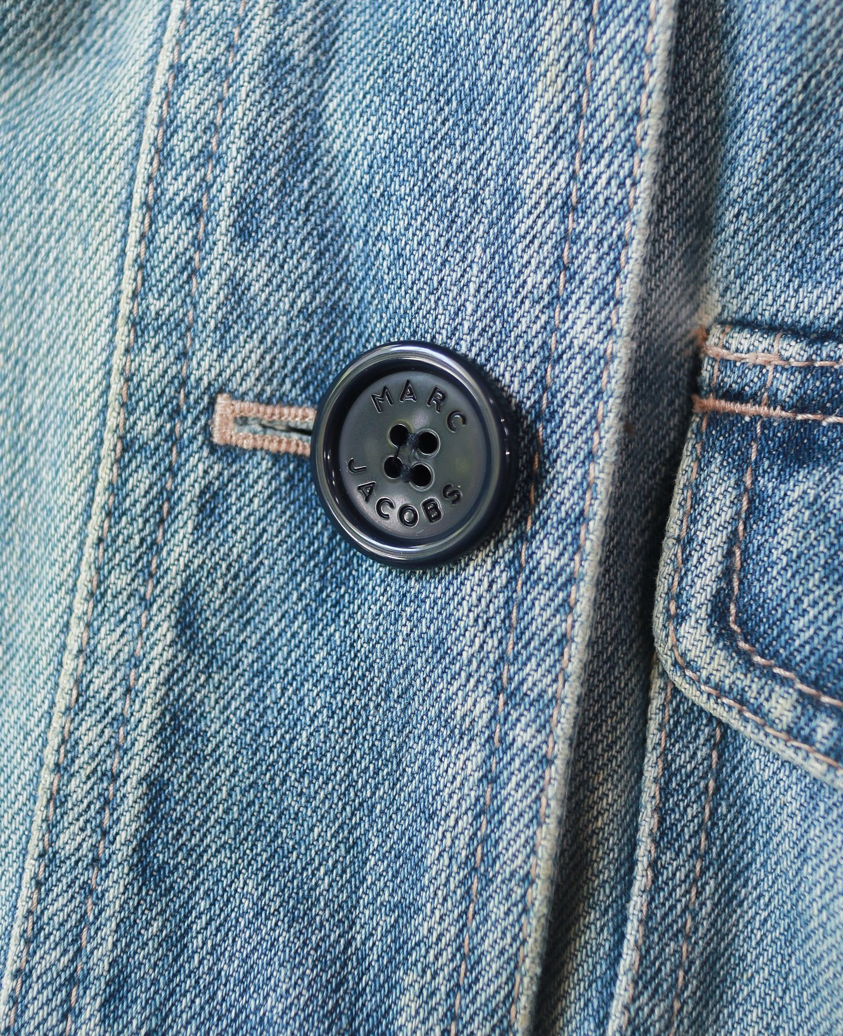 07.06.24 - VTG CROPPED DENIM JACKET - MARC JACOBS