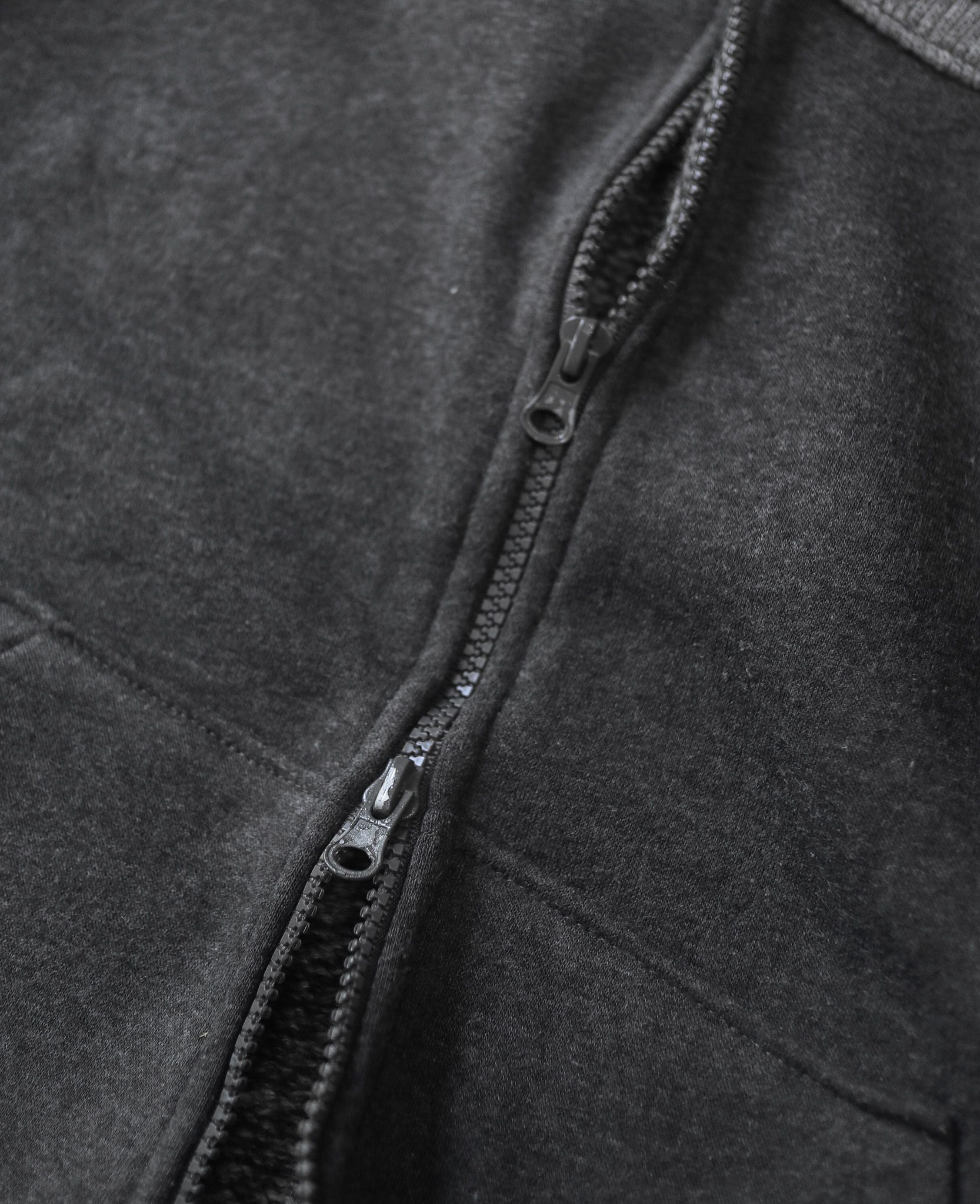 07.07.24 - VTG ZIP UP HOODIE - CALISURF