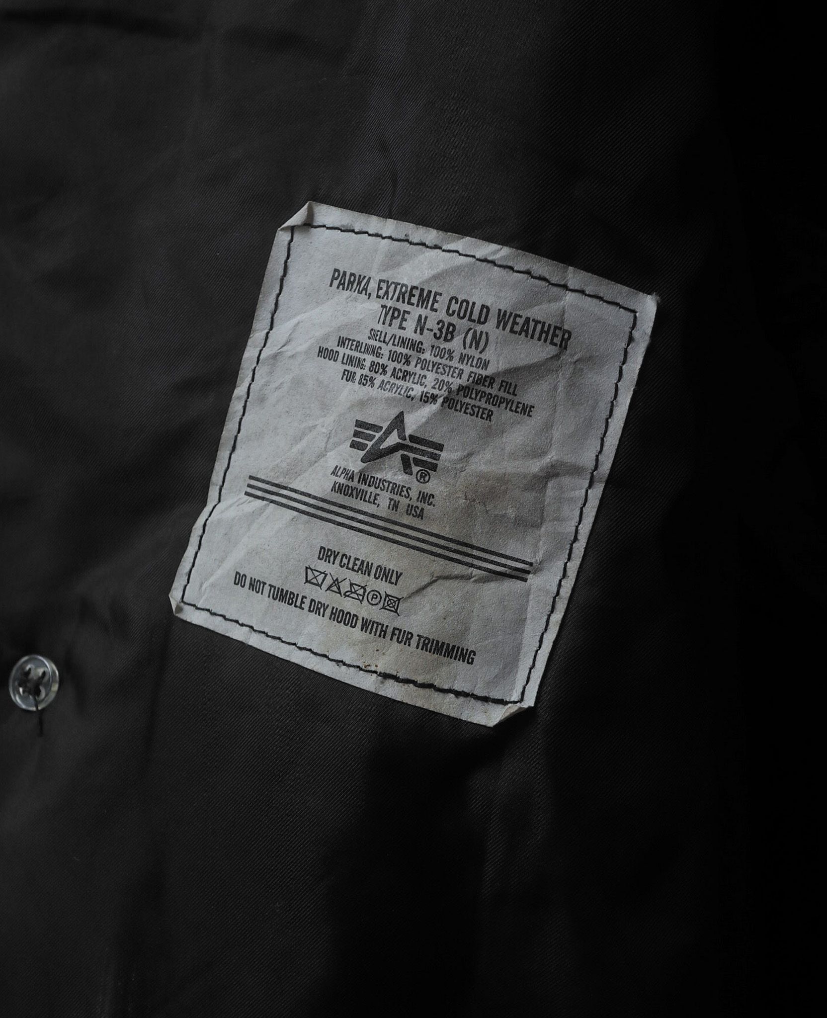 01.15.24 - VTG LONGLINE PARKA EXTREME COLD JACKET - ALPHA INDUSTRIES 90s