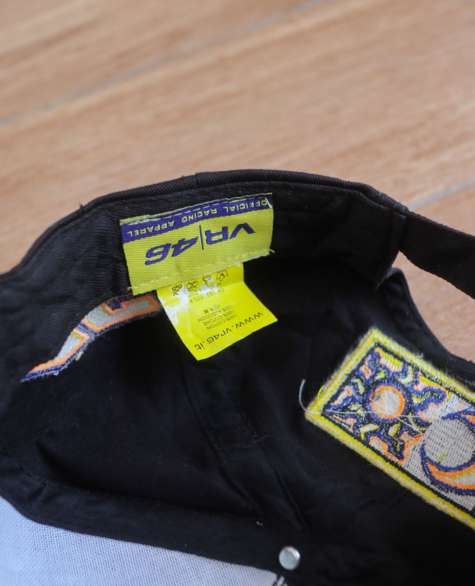 08.06.23 - VTG HEADWEAR - VR 46 MONSTER ENERGY