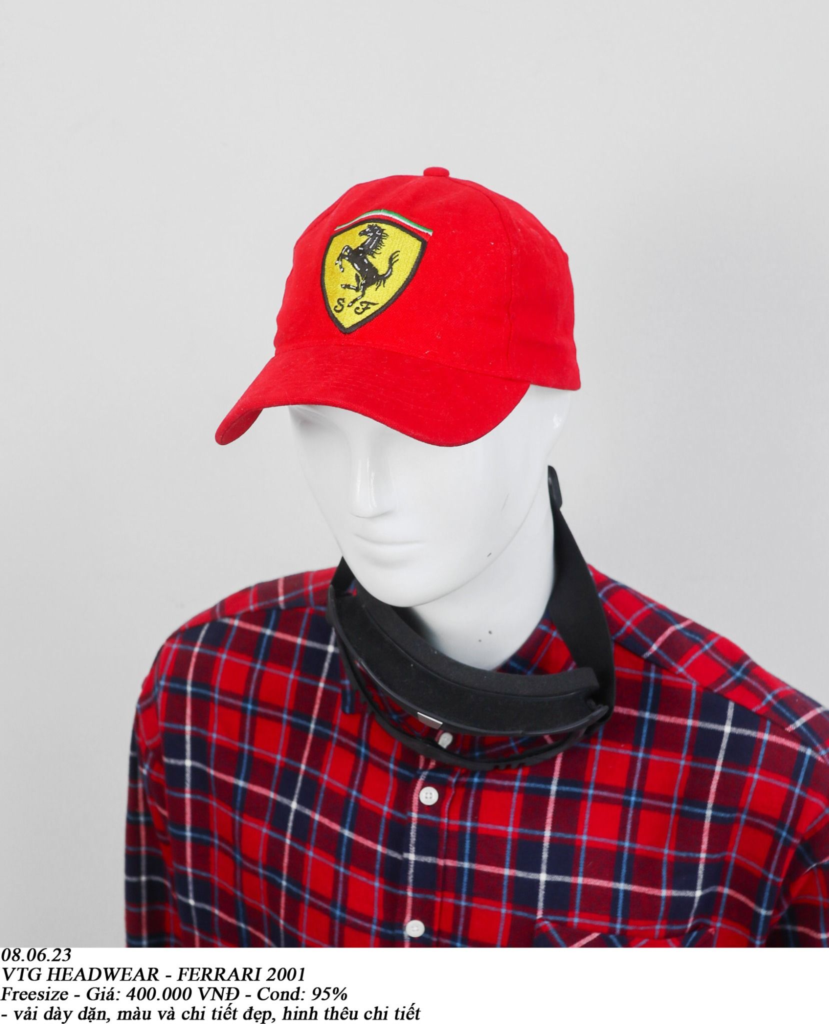 08.06.23 - VTG HEADWEAR - FERRARI 2001