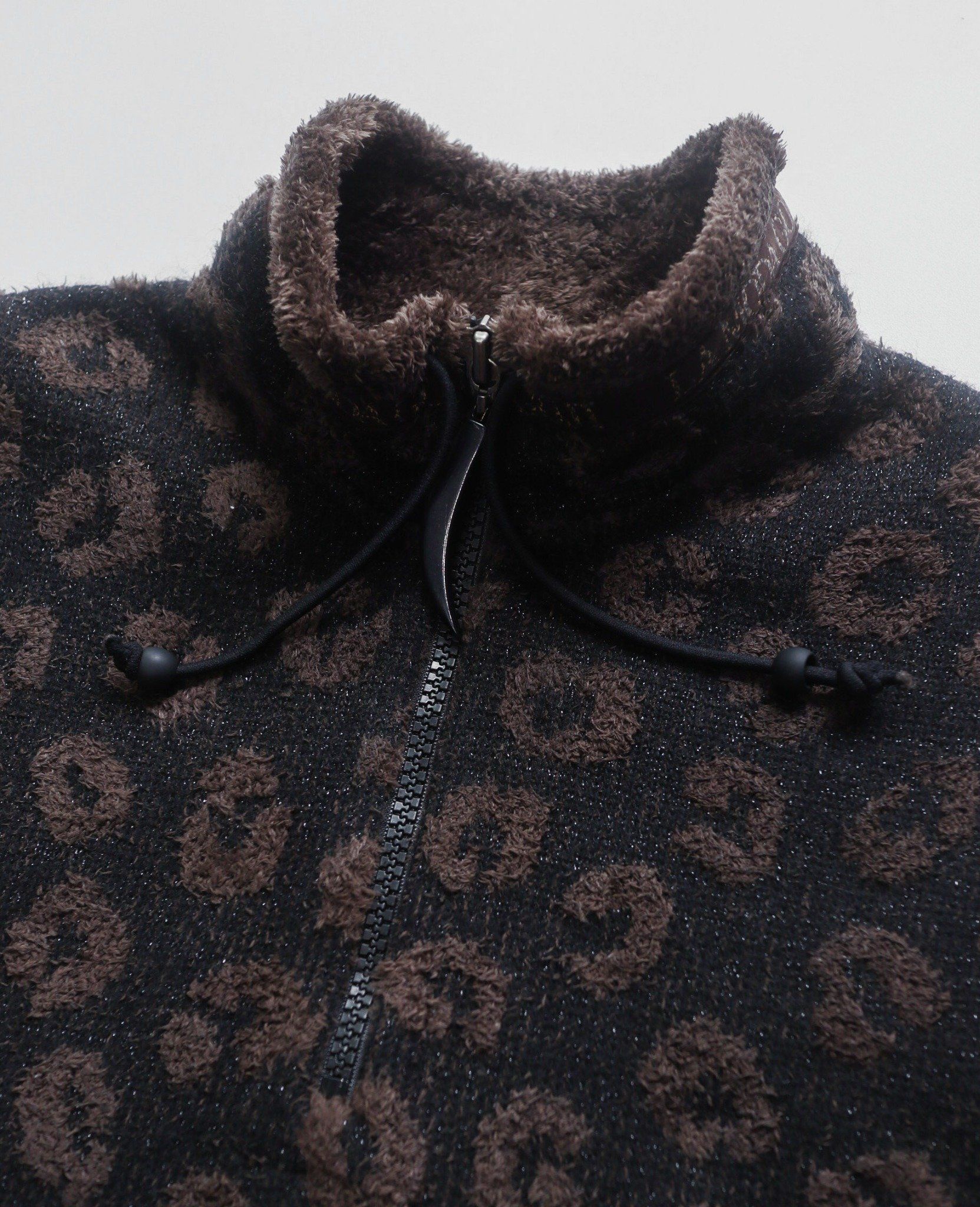 01.12.24 - VTG SLEEVELESS QUARTER ZIP FUR JACKET - LA MODA GOJI