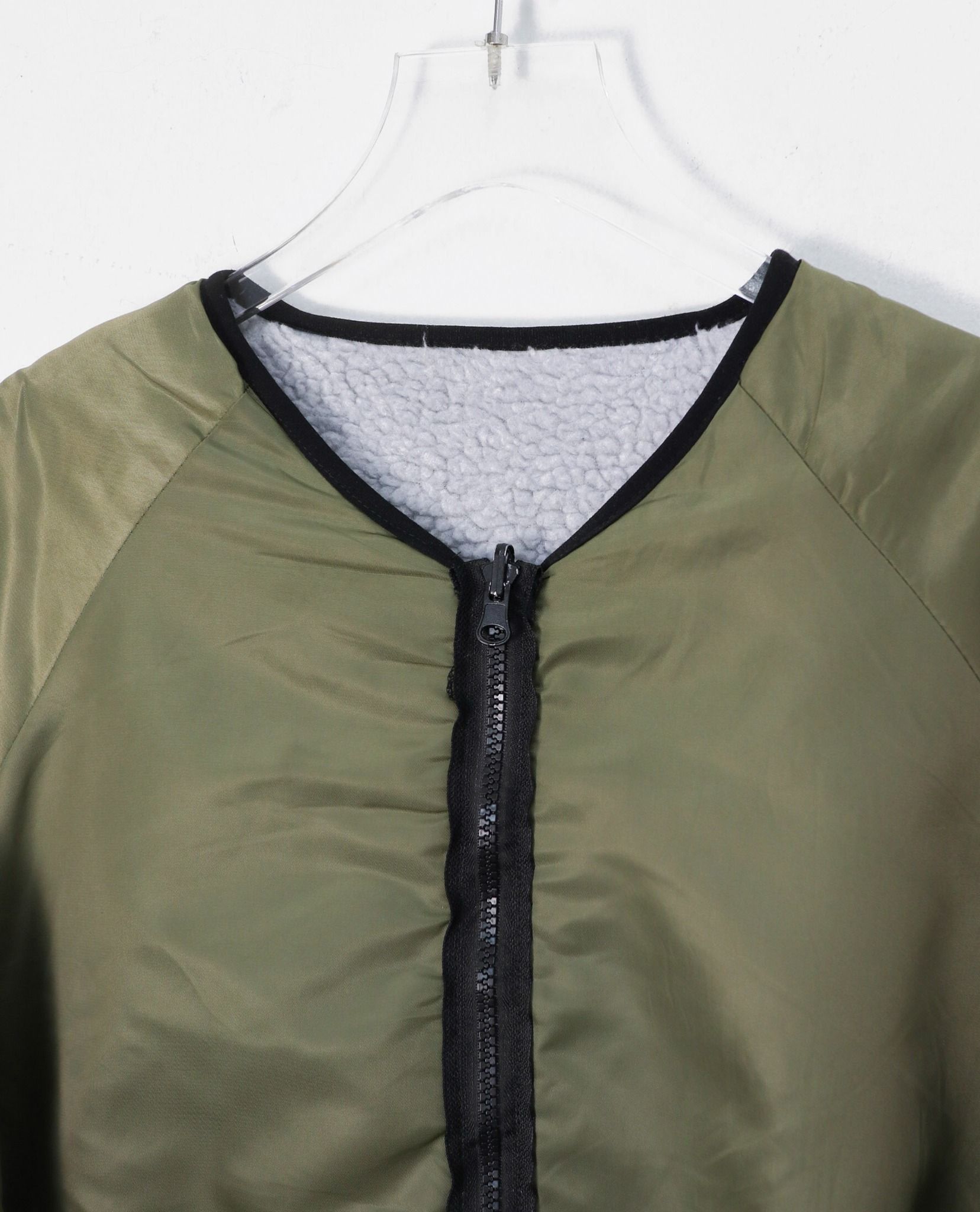 12.11.22 - VTG CROPPED REVERSIBLE SHERPA JACKET - TITIVATE