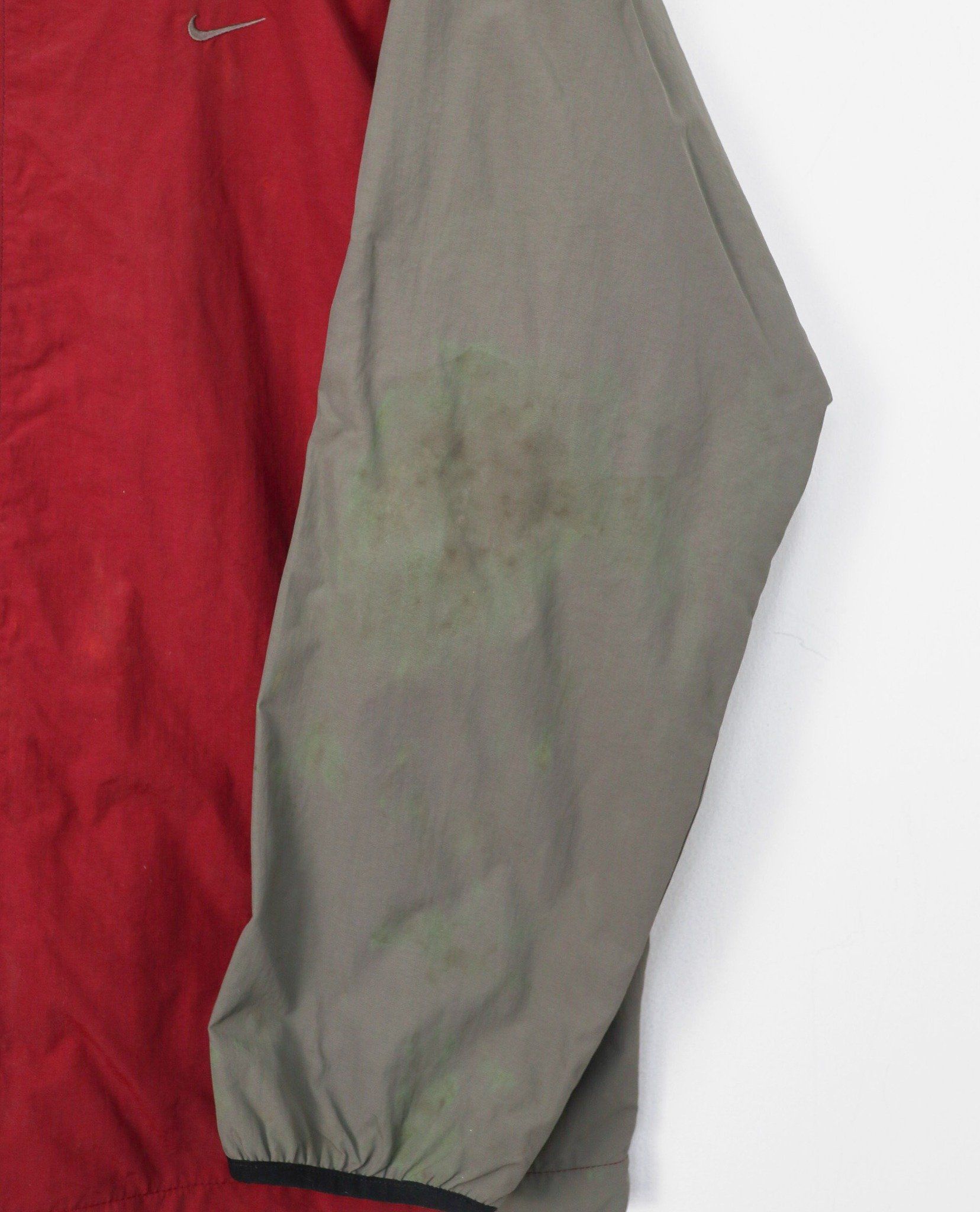 12.11.22 - VTG WINDBREAKER JACKET - NIKE