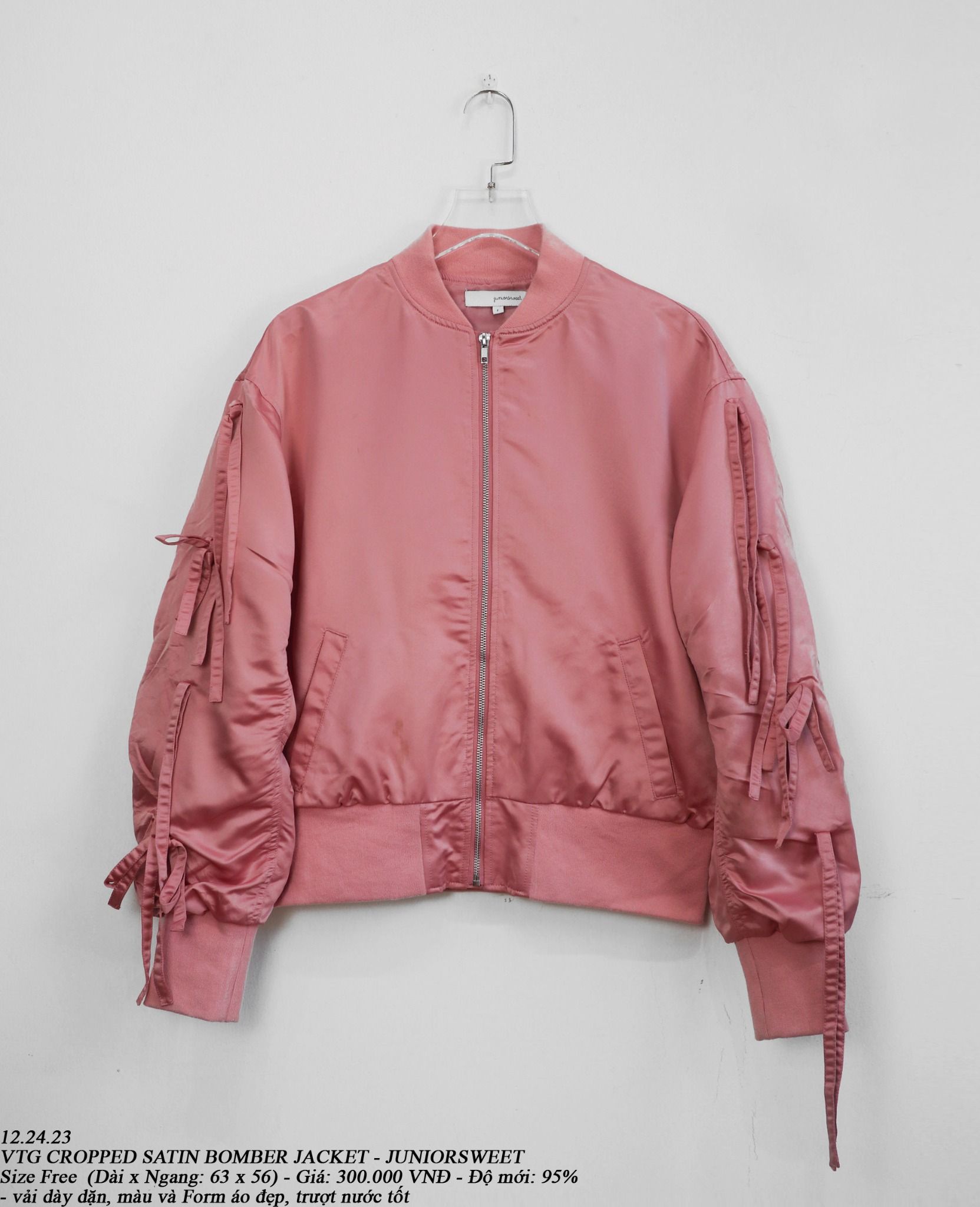12.24.23 - VTG CROPPED SATIN BOMBER JACKET - JUNIORSWEET