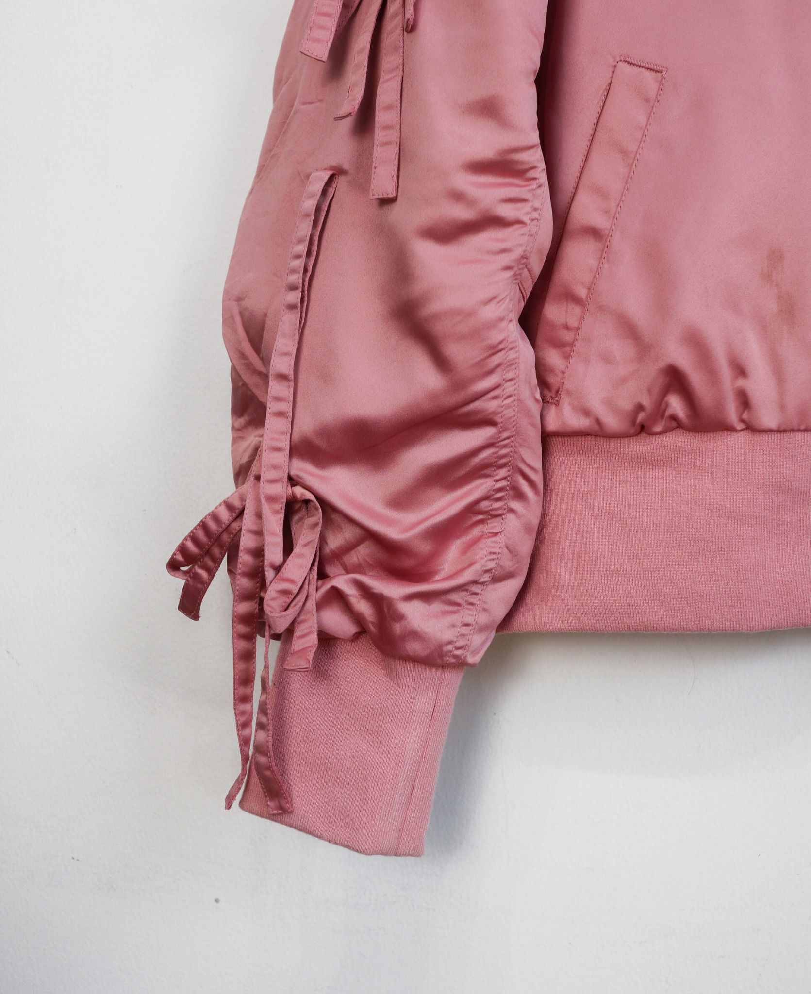 12.24.23 - VTG CROPPED SATIN BOMBER JACKET - JUNIORSWEET