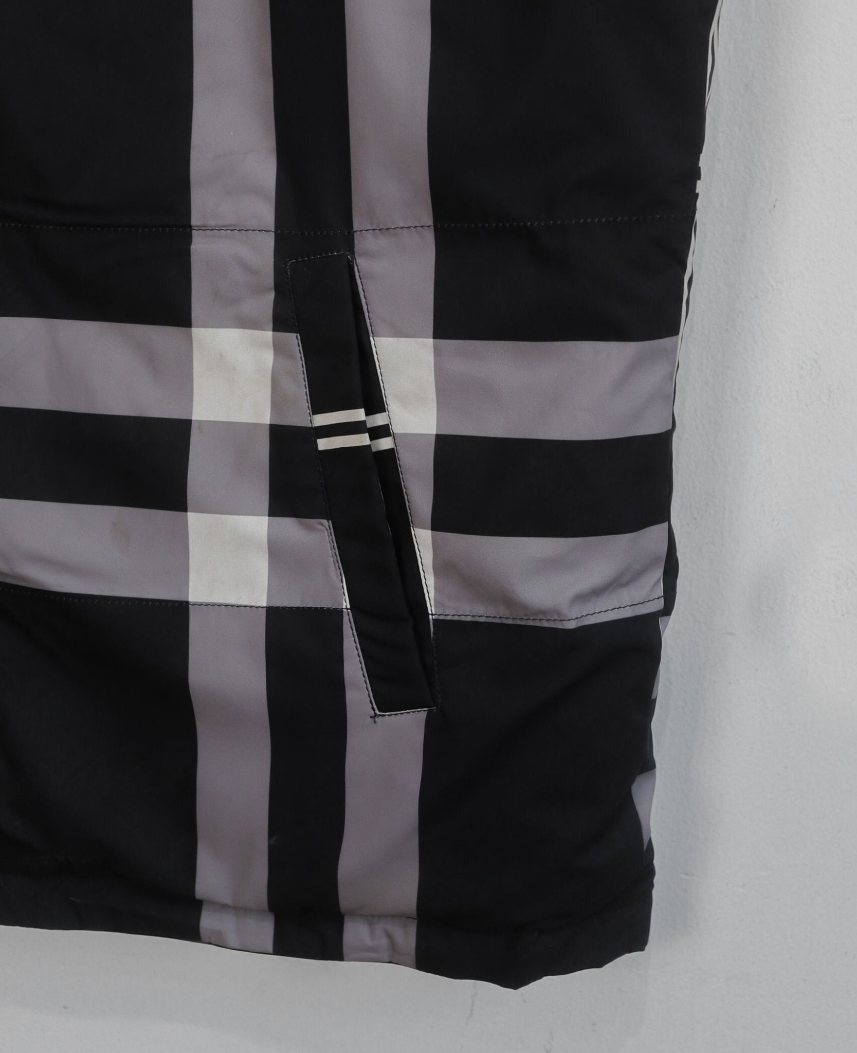 12.24.23 - VTG PUFFER VEST JACKET