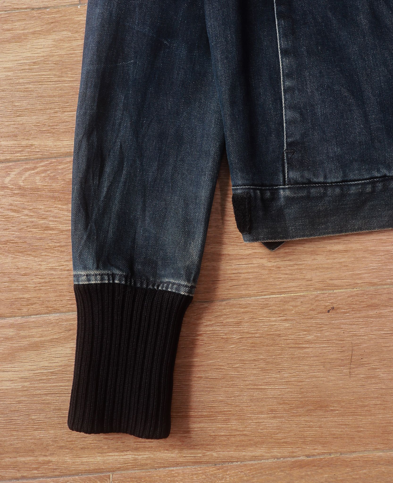 07.15.24 - VTG CROPPED DENIM JACKET - SISLEY