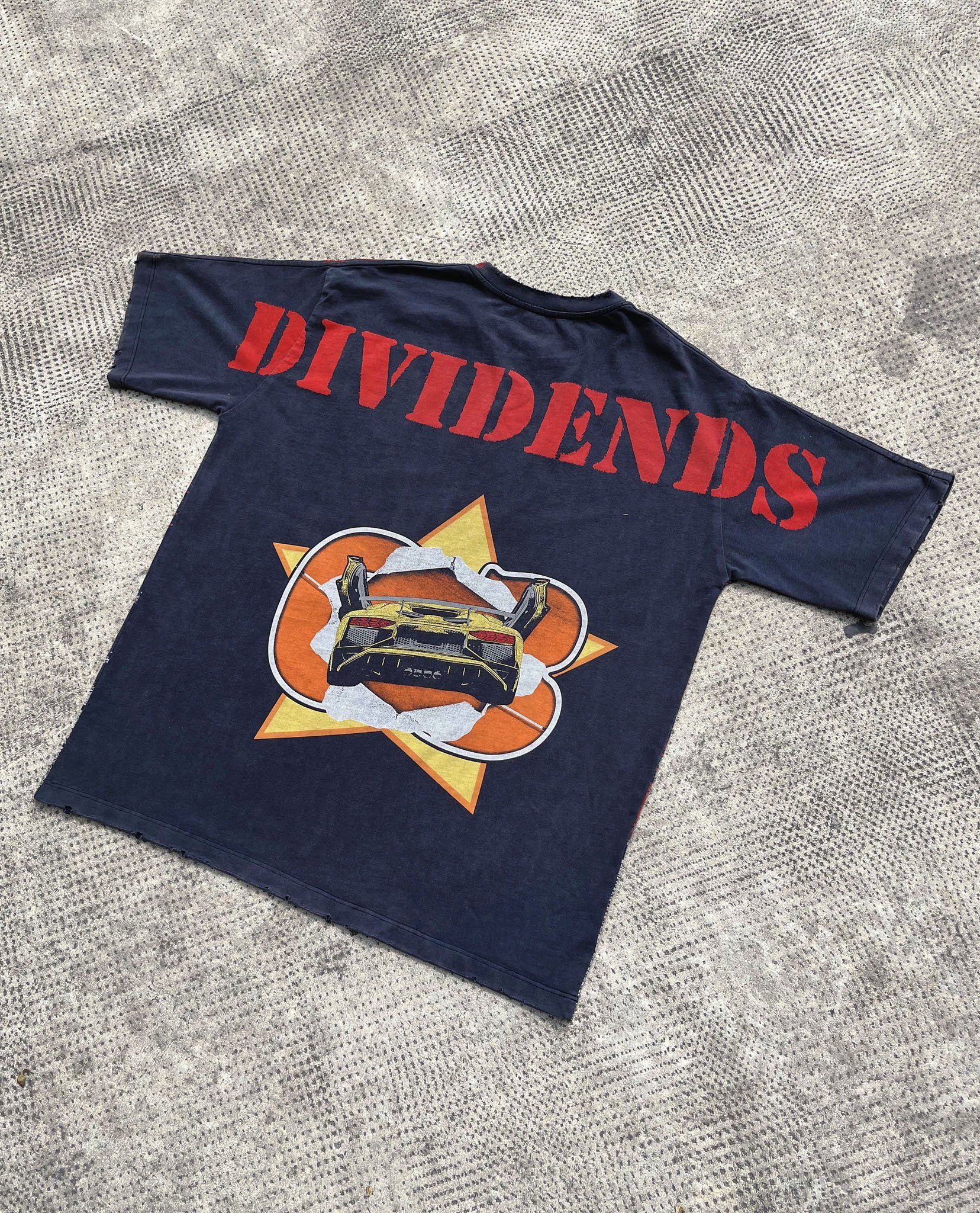 DIVIDENDS WRLD WASHED DISTRESS T-SHIRT