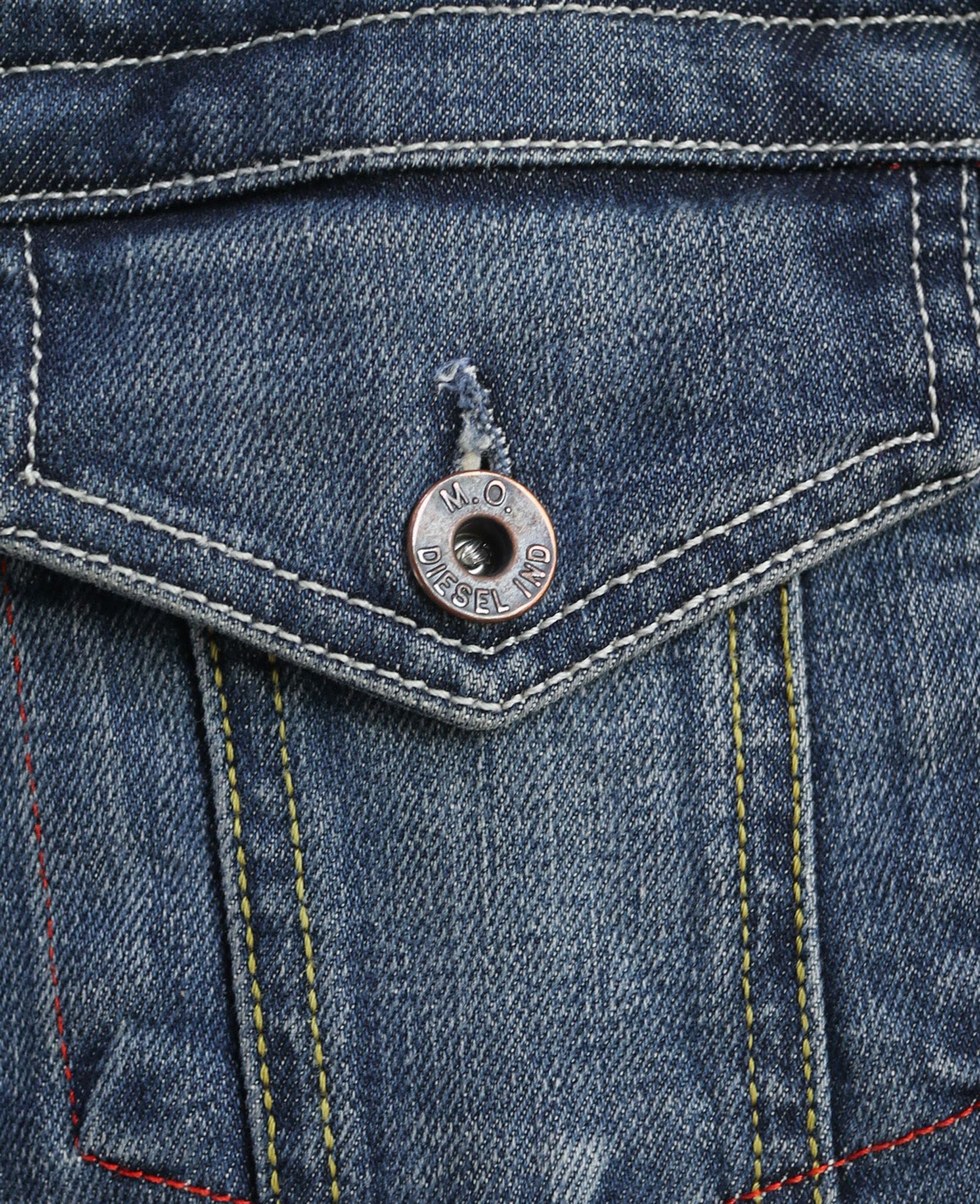 12.26.23 - VTG CROPPED DENIM JACKET - DIESEL