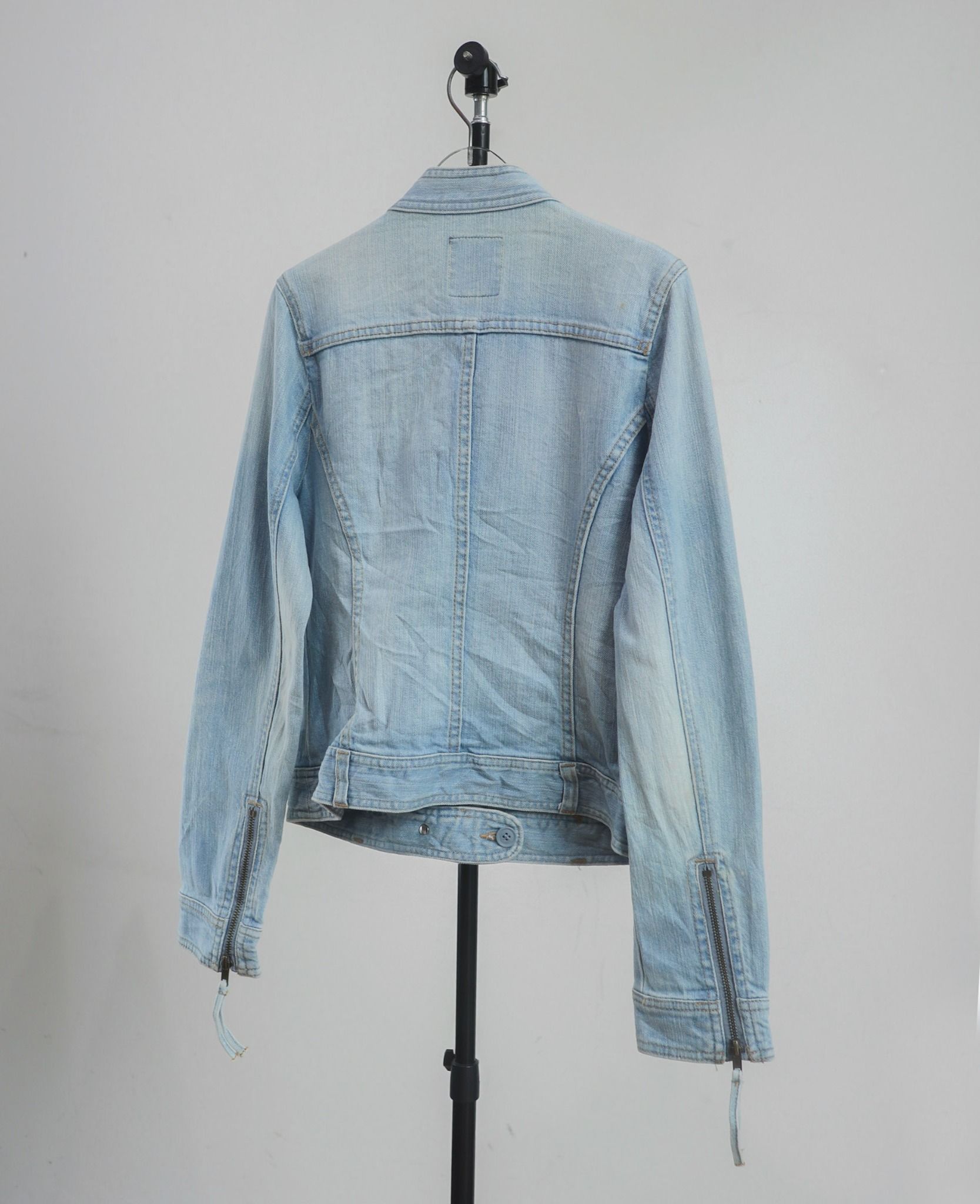 12.26.23 - VTG CROPPED DENIM RACING JACKET - & by P&D