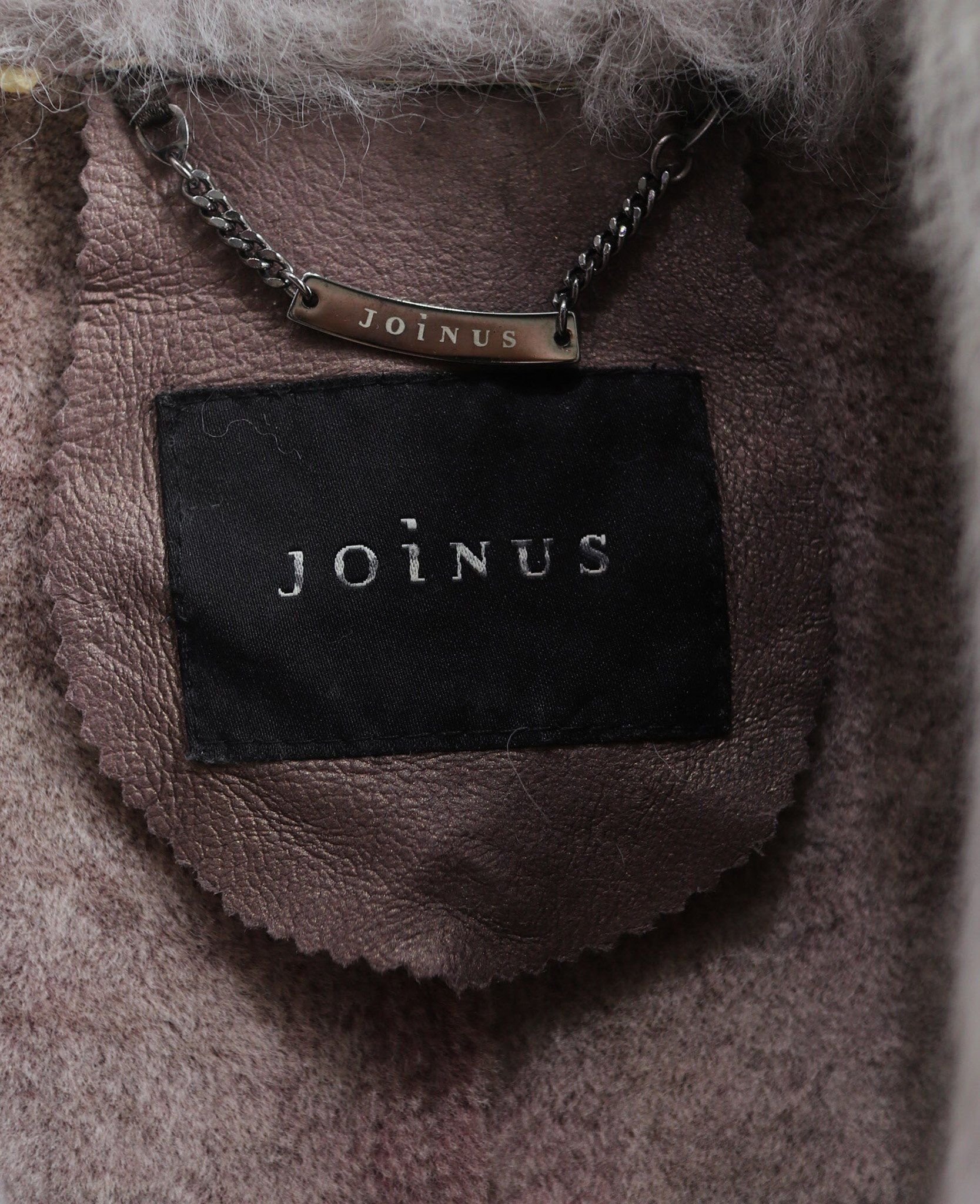 12.26.23 - VTG LEATHER FUR VEST JACKET - JOINUS