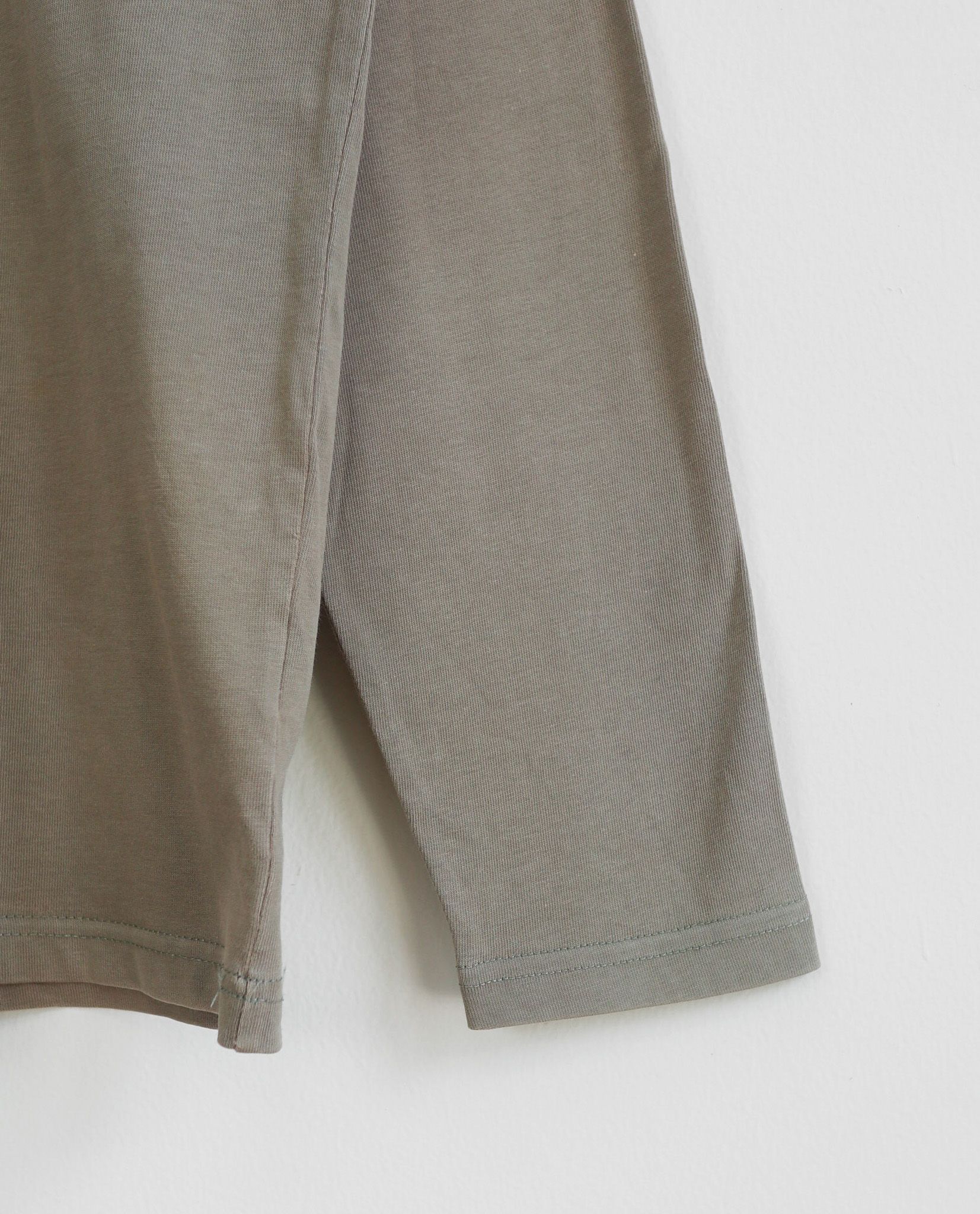 05.19.23 - VTG LONGSLEEVE SHIRT - NIKE ACG 90s
