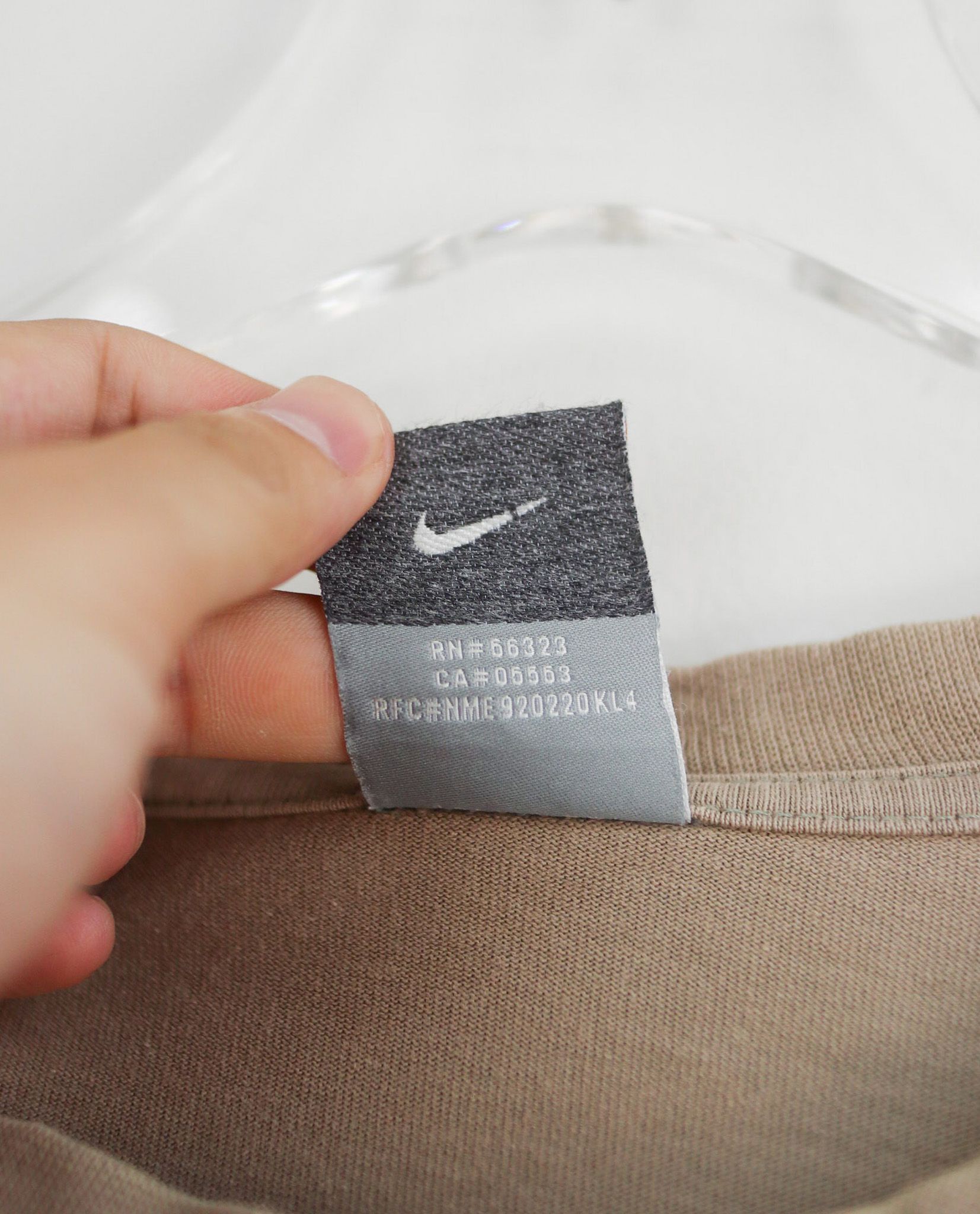05.19.23 - VTG LONGSLEEVE SHIRT - NIKE ACG 90s