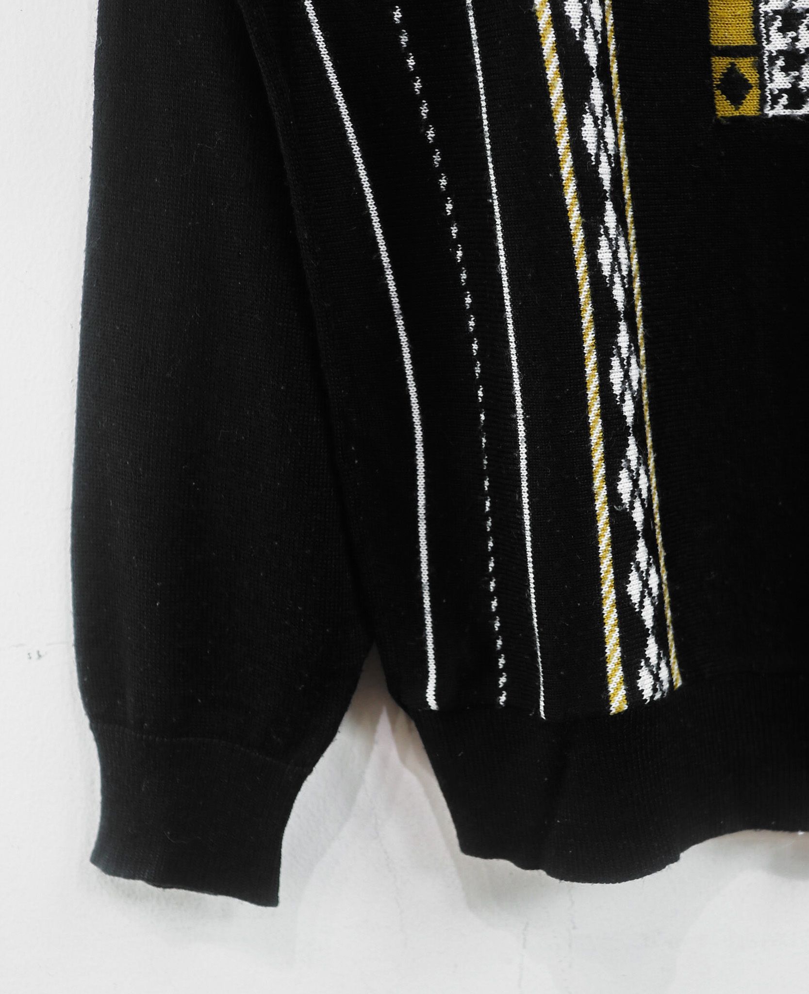 01.04.24 - VTG KNIT SWEATSHIRT - EXALORD