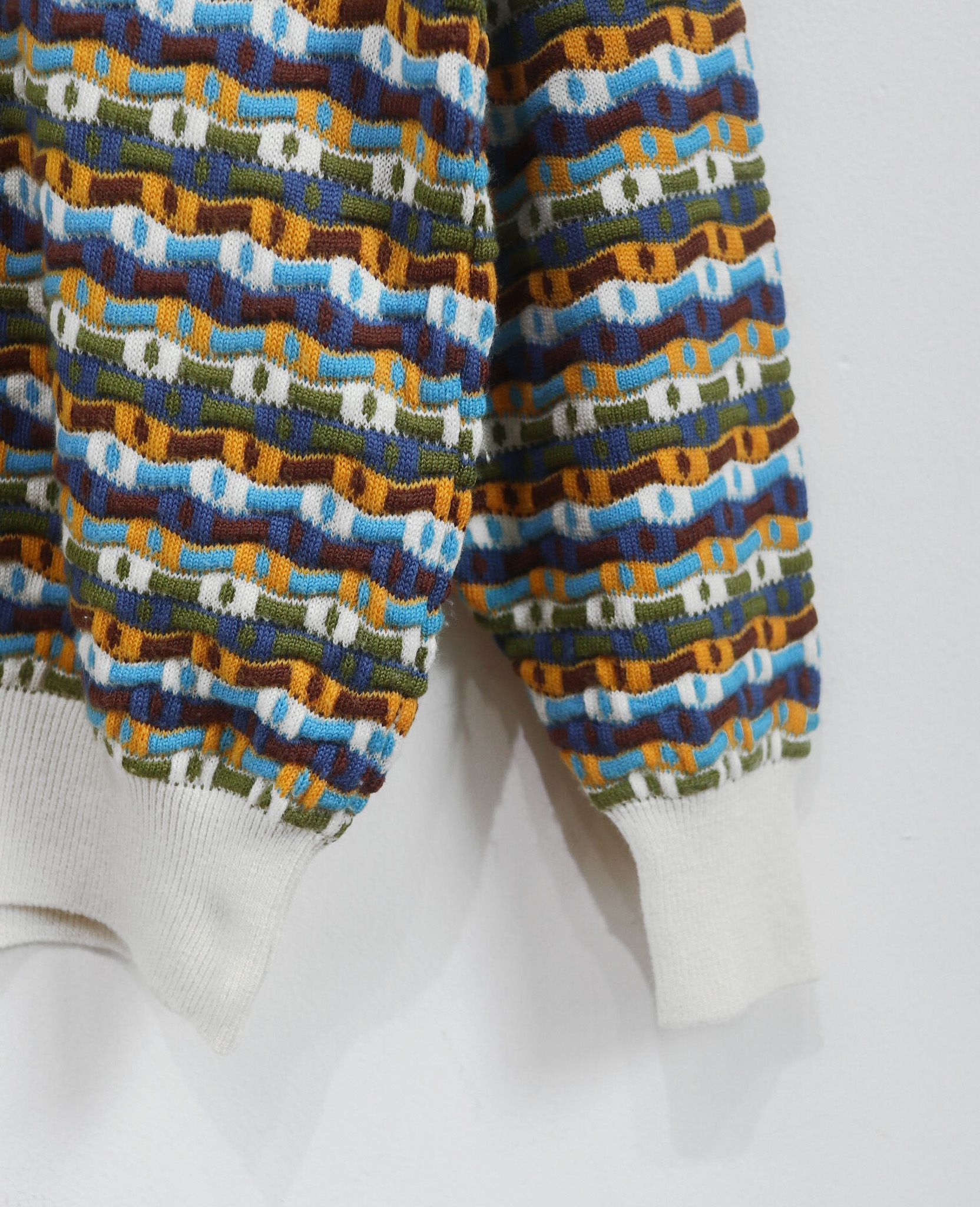 01.04.24 - VTG KNIT SWEATSHIRT - MUSINGWEAR