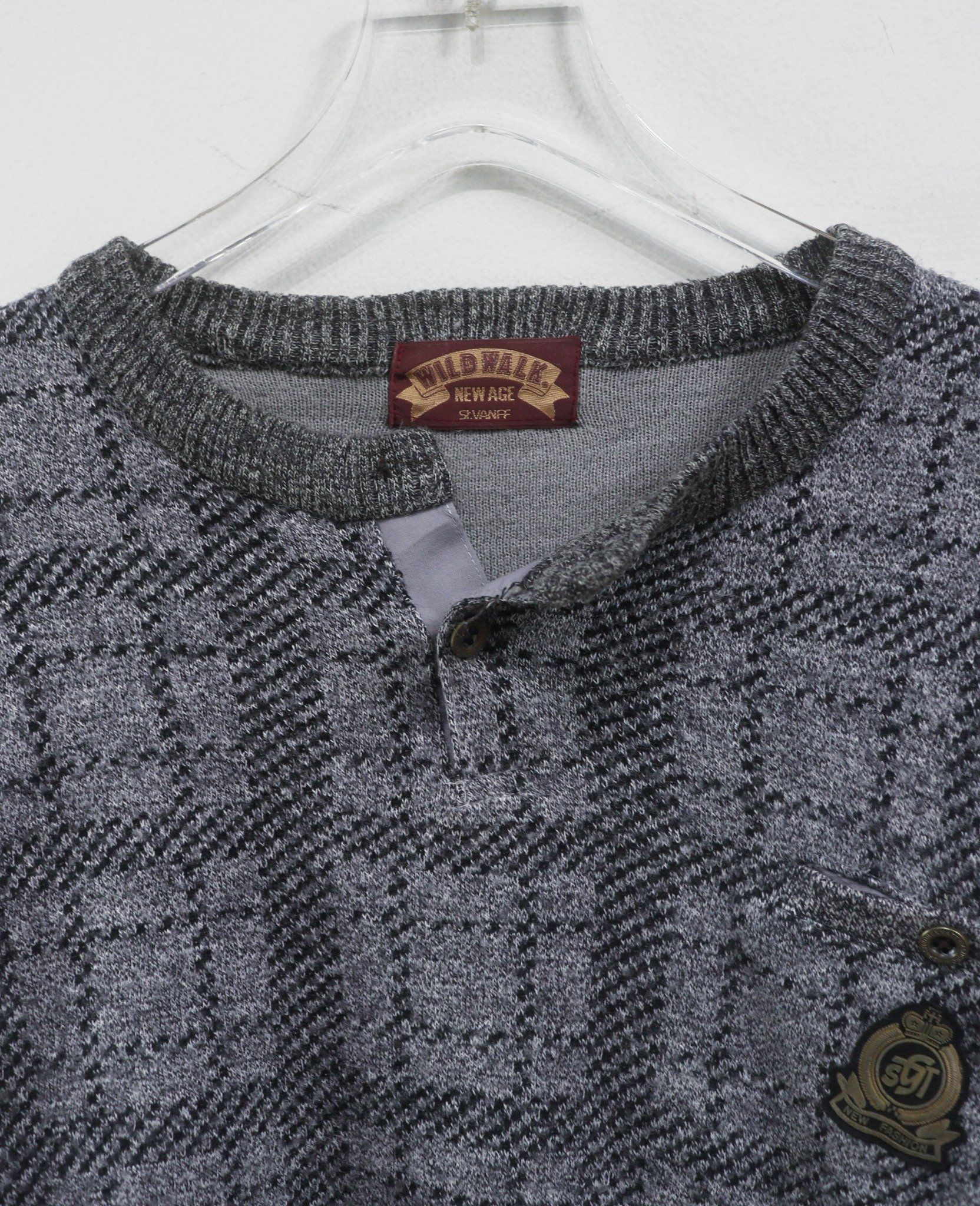 01.04.24 - VTG KNIT SWEATSHIRT - WILD WALK