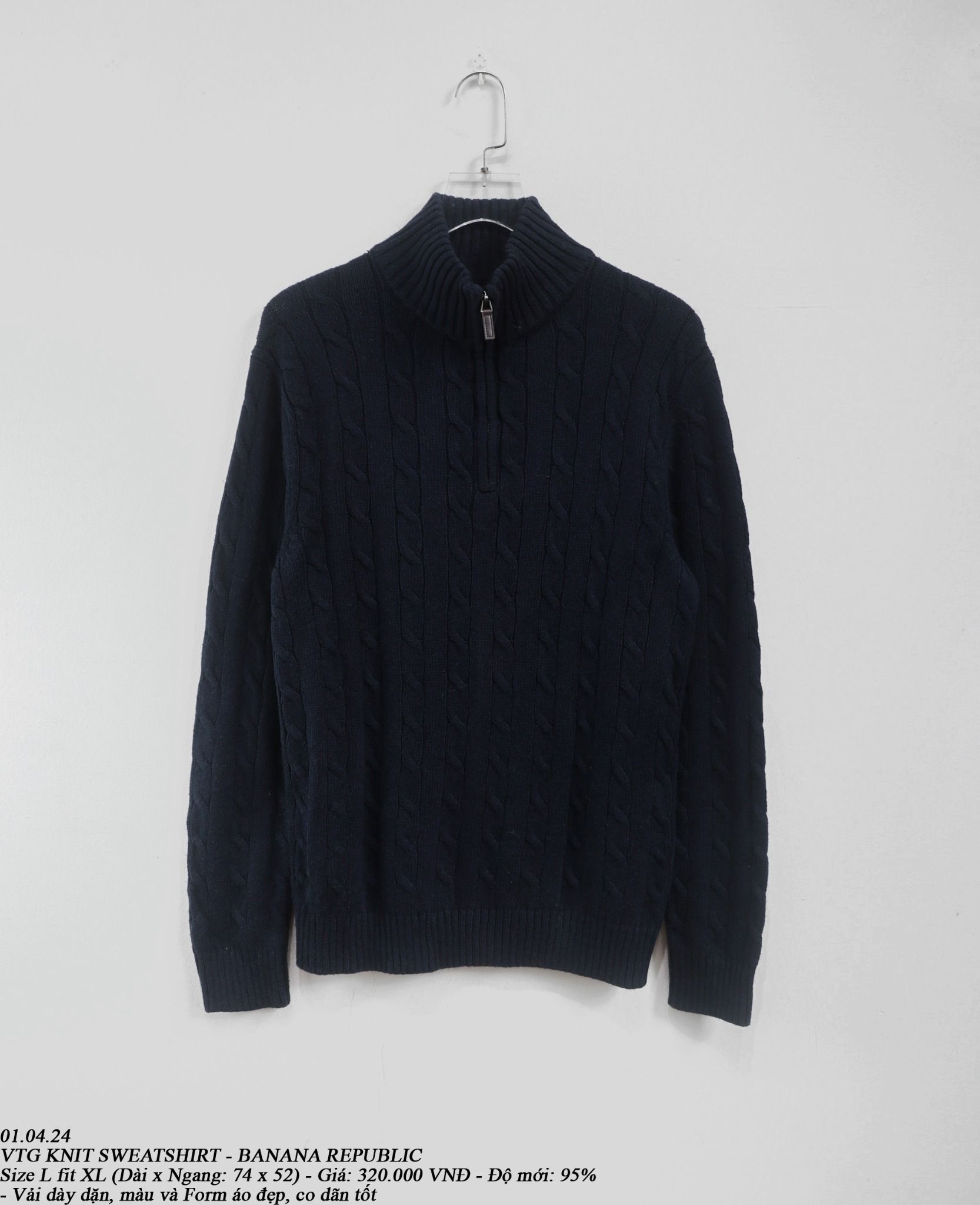 01.04.24 - VTG KNIT SWEATSHIRT - BANANA REPUBLIC