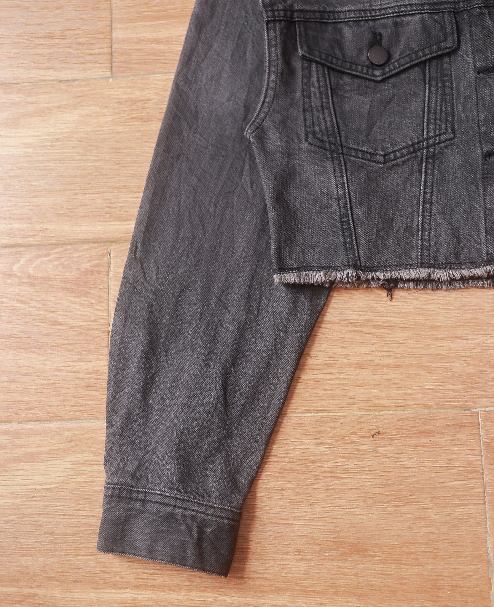 07.21.24 - VTG SUPER CROPPED DENIM JACKET - GU by UNIQLO