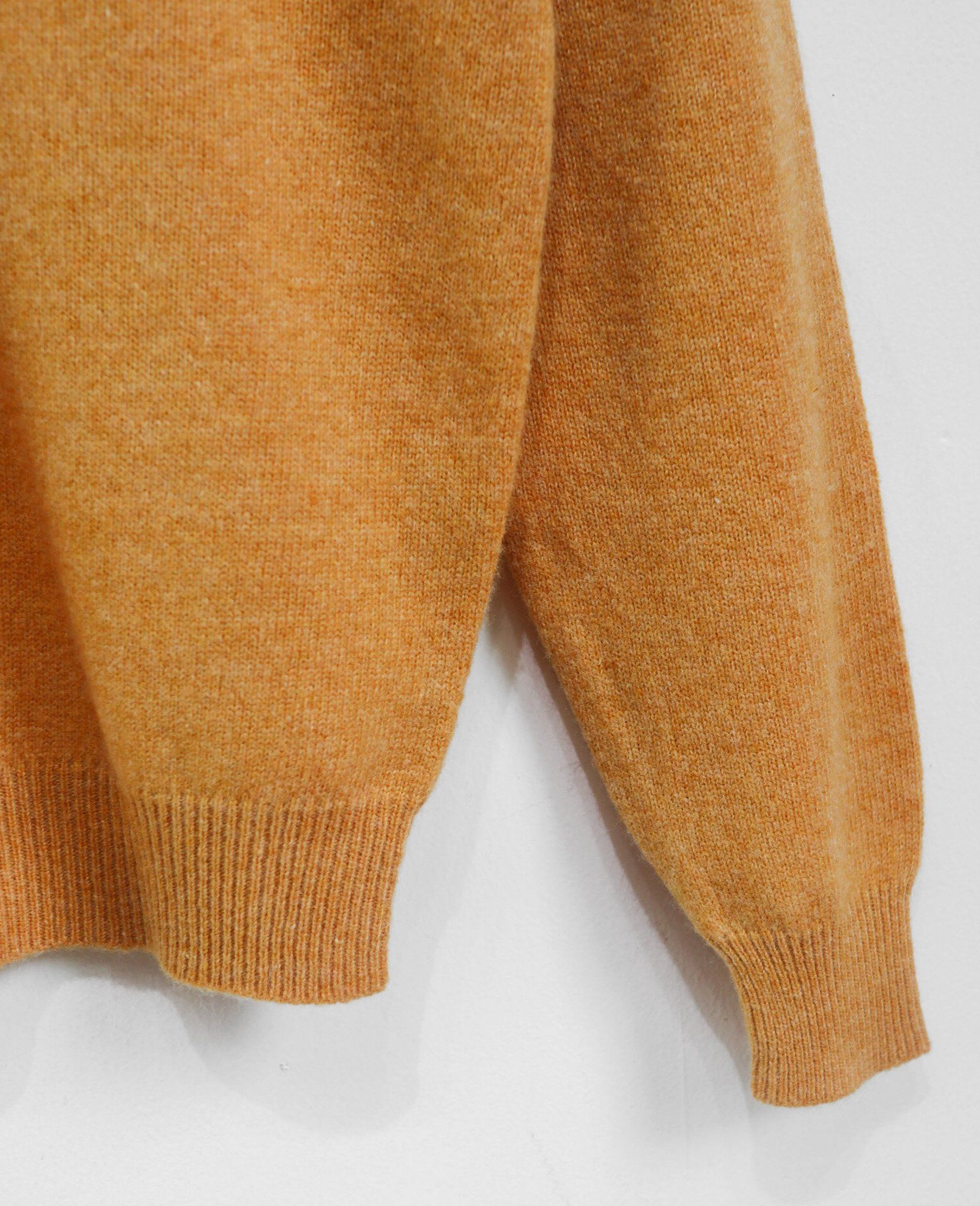 01.04.24 - VTG KNIT SWEATSHIRT - UNIQLO