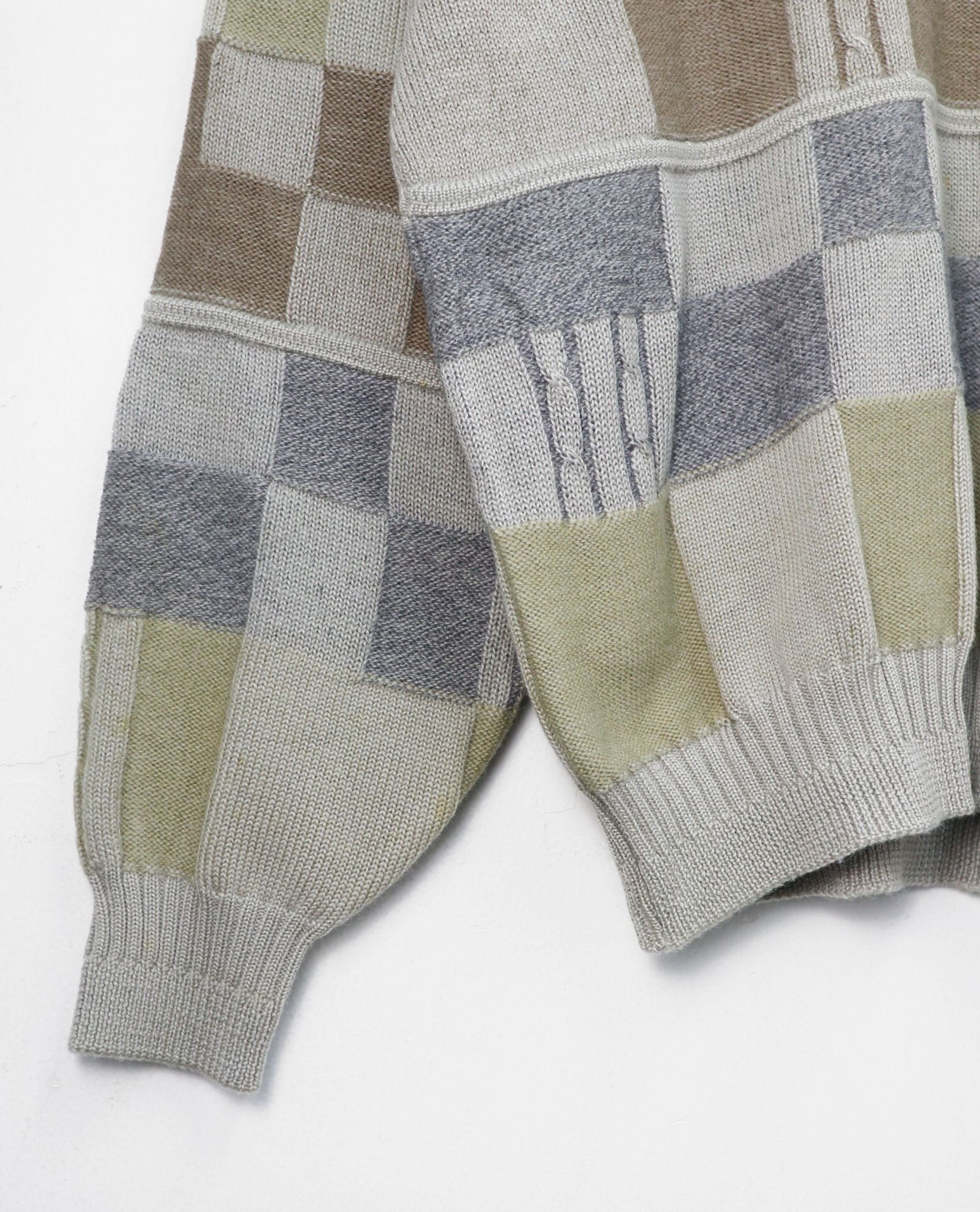 13.12.22 - VTG KNIT SWEATSHIRT - MR.YORK