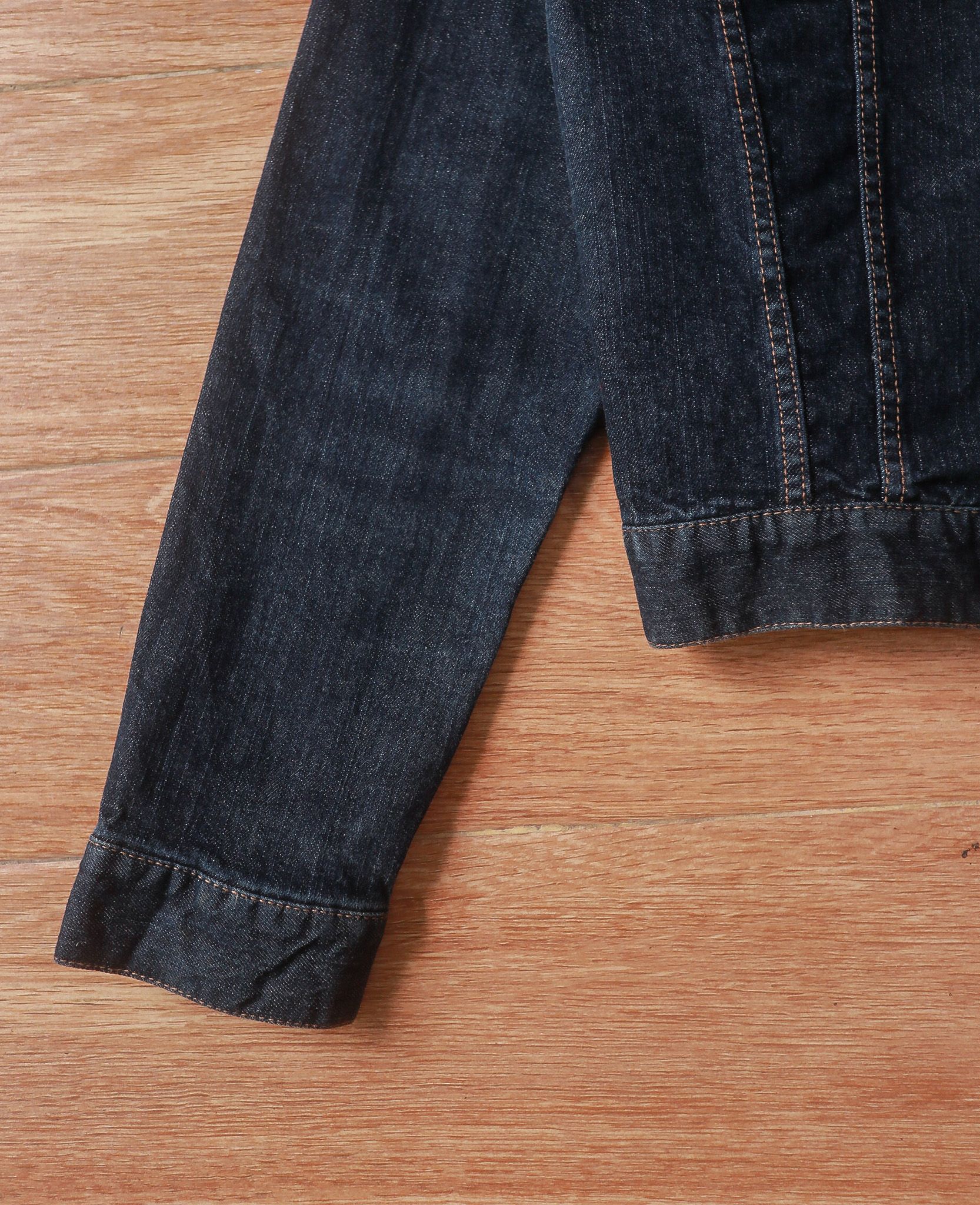 07.21.24 - VTG CROPPED DENIM JACKET - UNIQLO