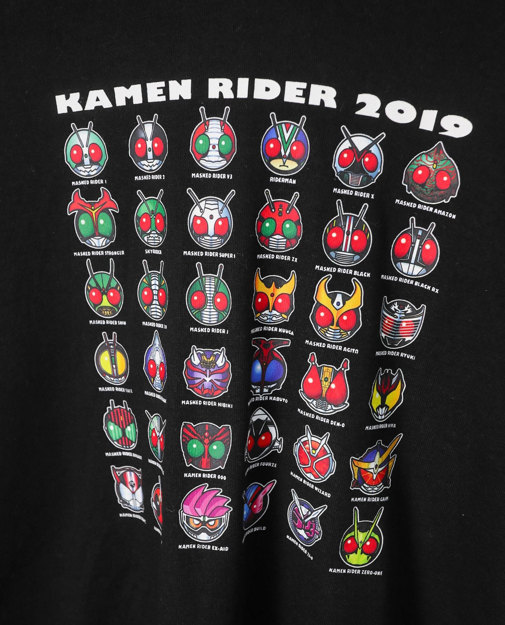 12.15.22 - VTG PULLOVER HOODIE - BANDAI APPAREL KAMEN RIDER 2019