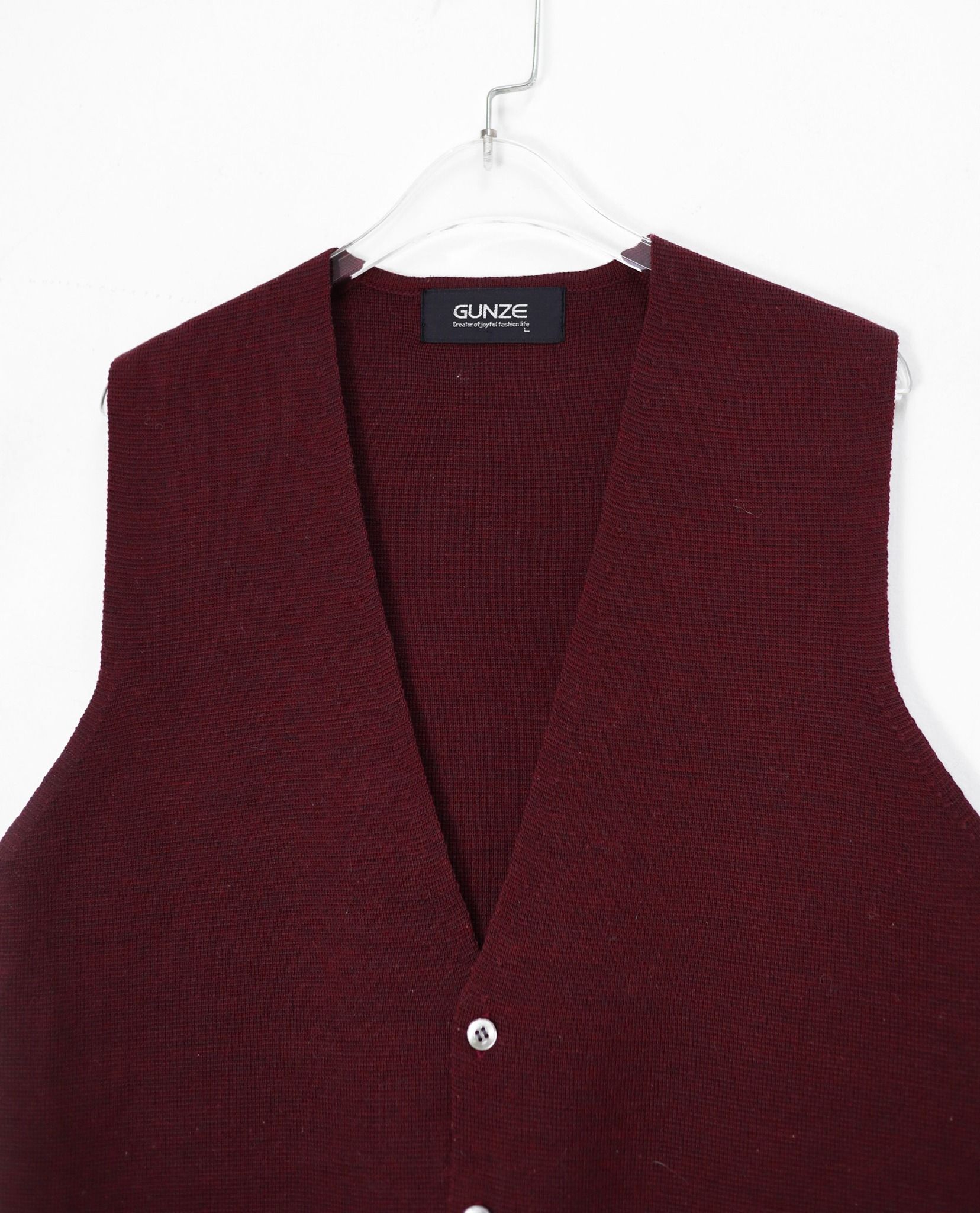 10.21.22 - VTG KNIT VEST - GUNZE