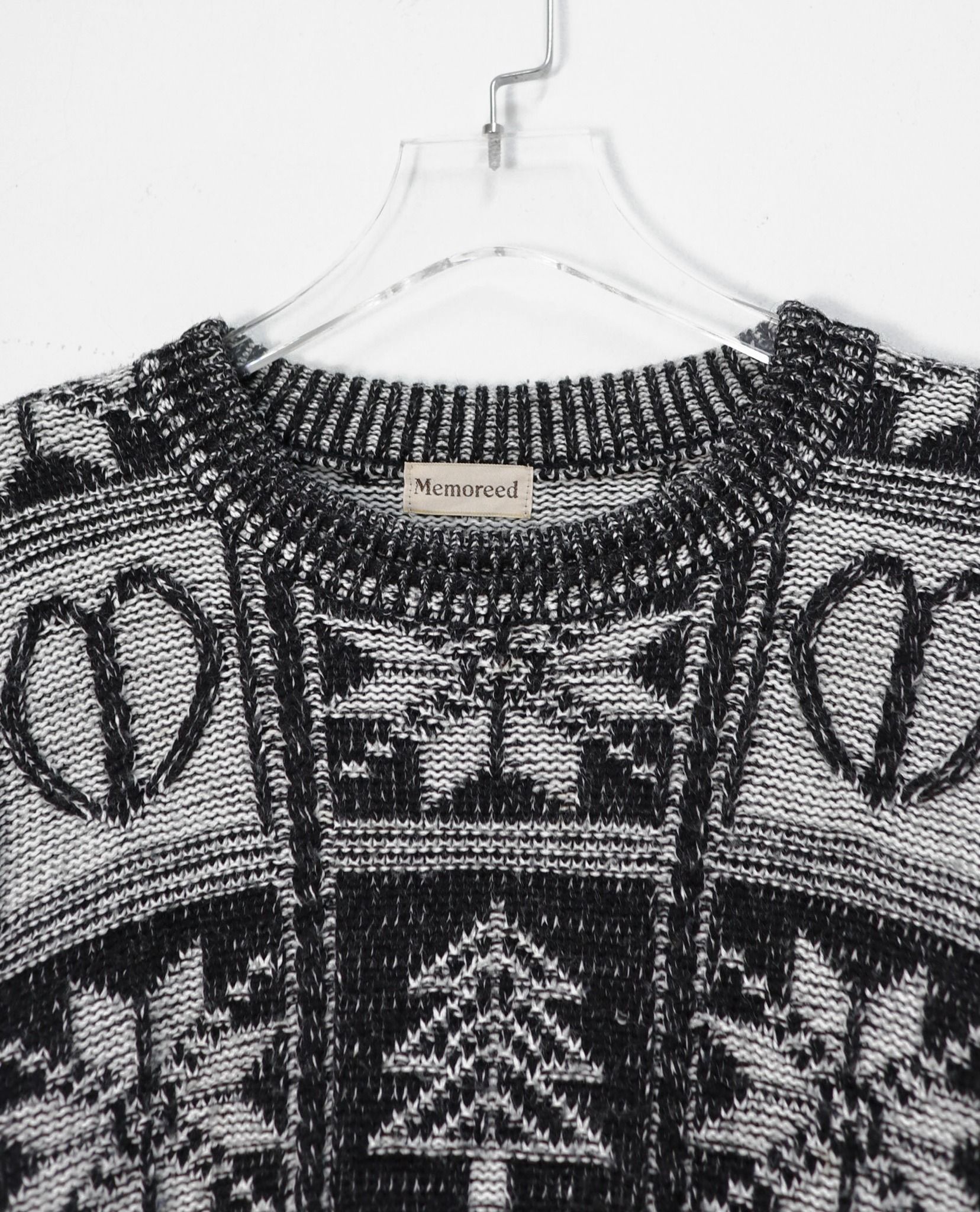 10.20.22 - VTG KNIT SWEATSHIRT - MEMOREED