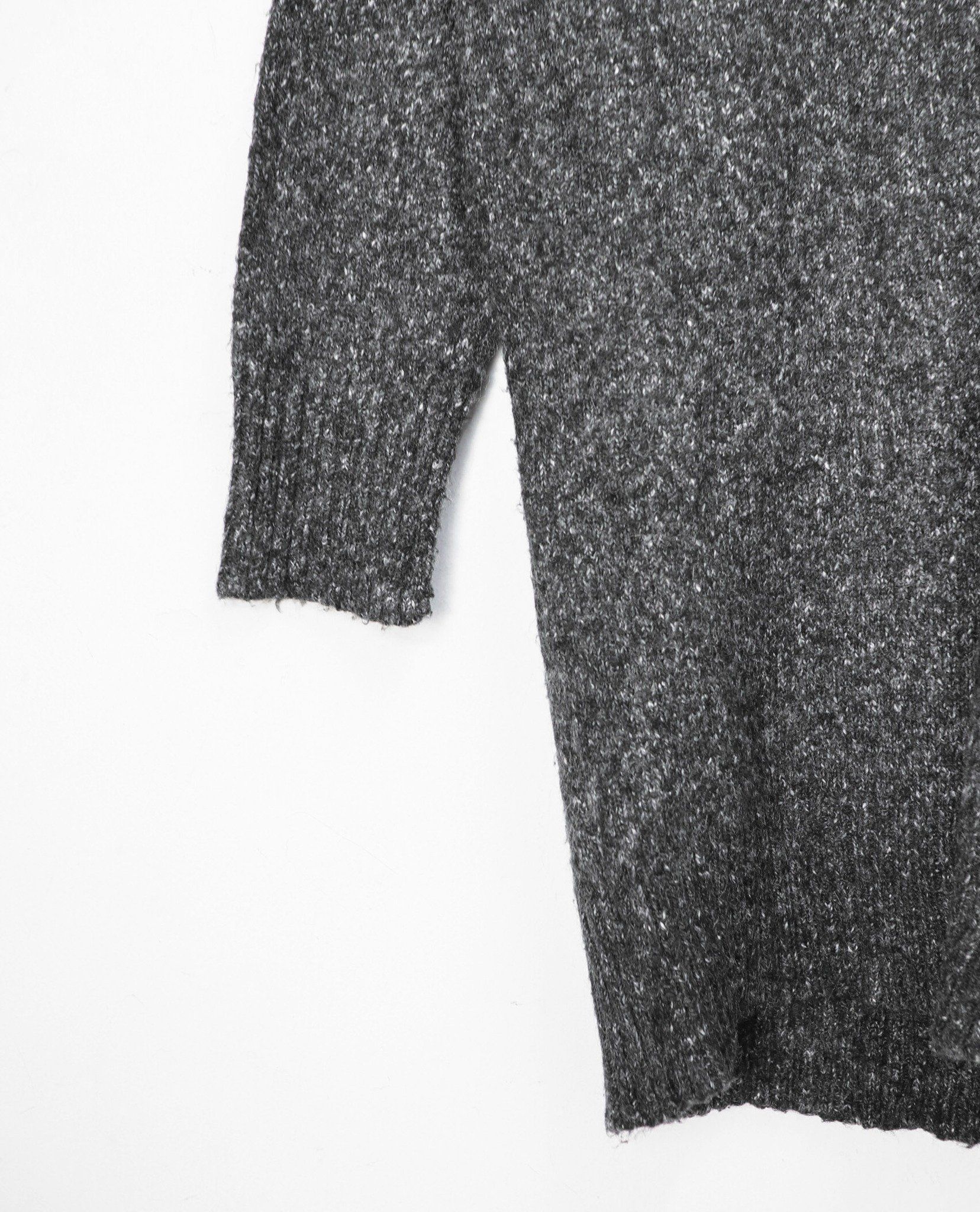 10.20.22 - VTG KNIT LONGLINE SWEATSHIRT - NIKO AND...
