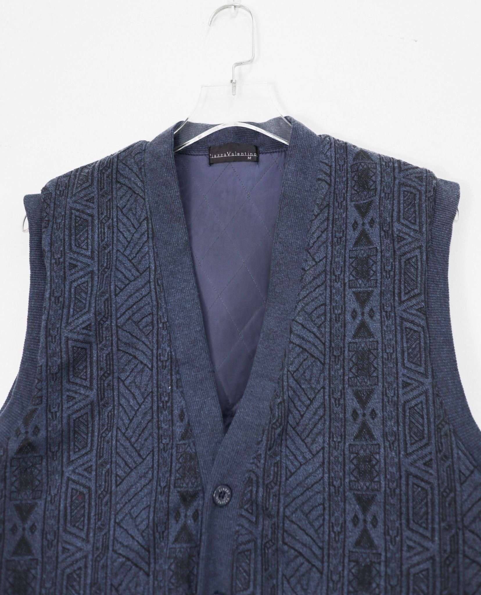 10.21.22 - VTG KNIT VEST - PIZZA VALENTINO