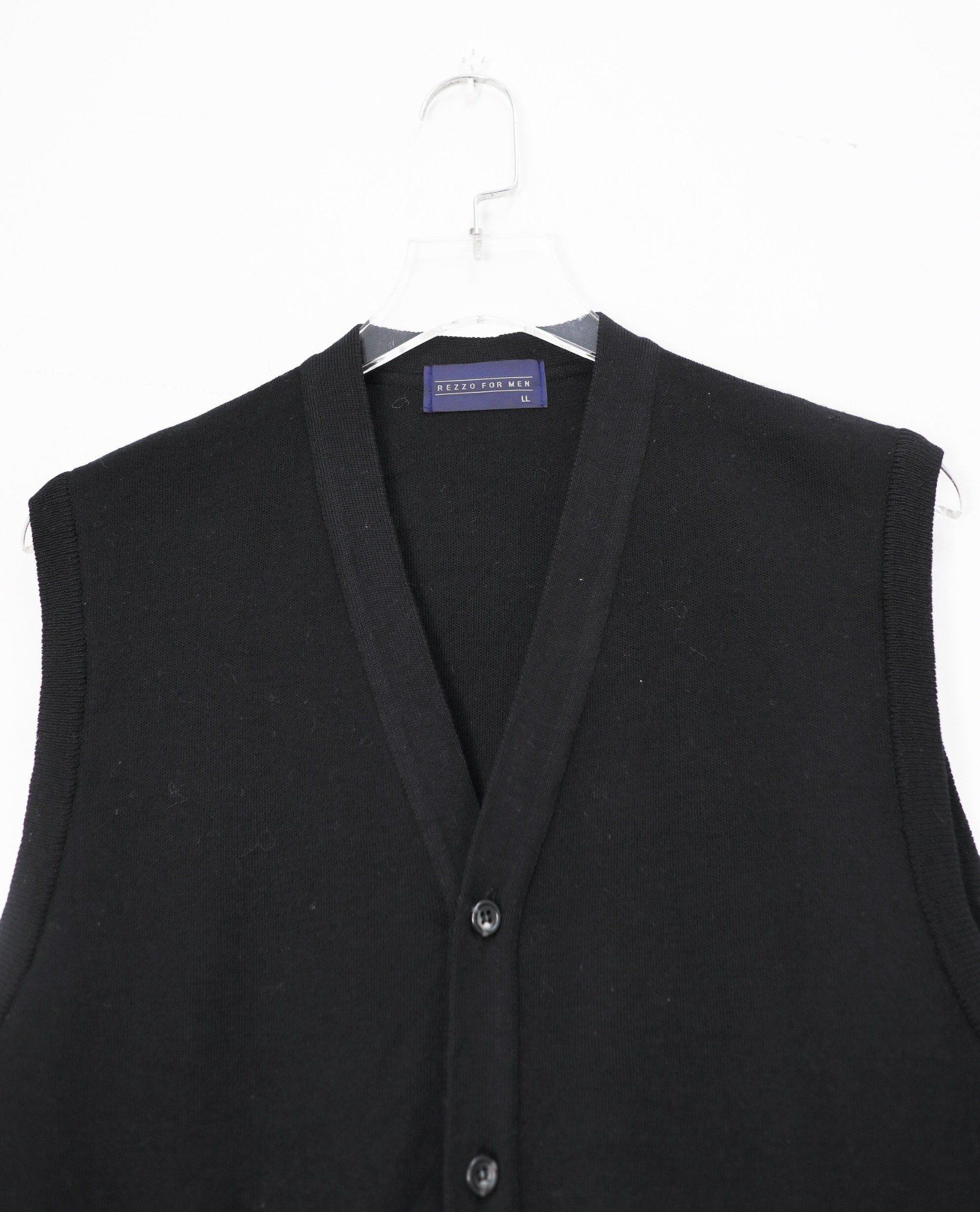 10.20.22 - VTG KNIT VEST - REZZO FOR MEN