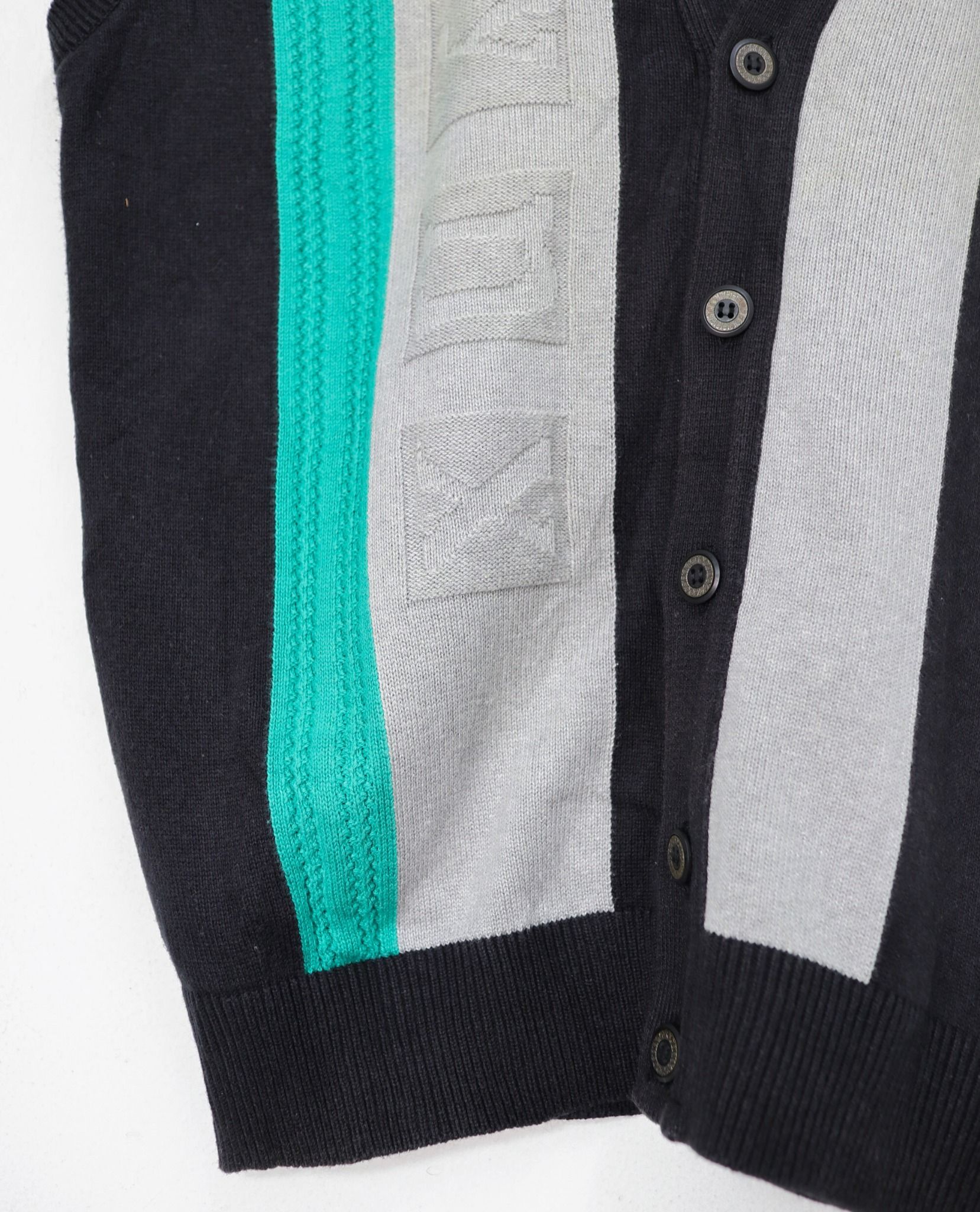 10.21.22 - VTG KNIT VEST - LYNX