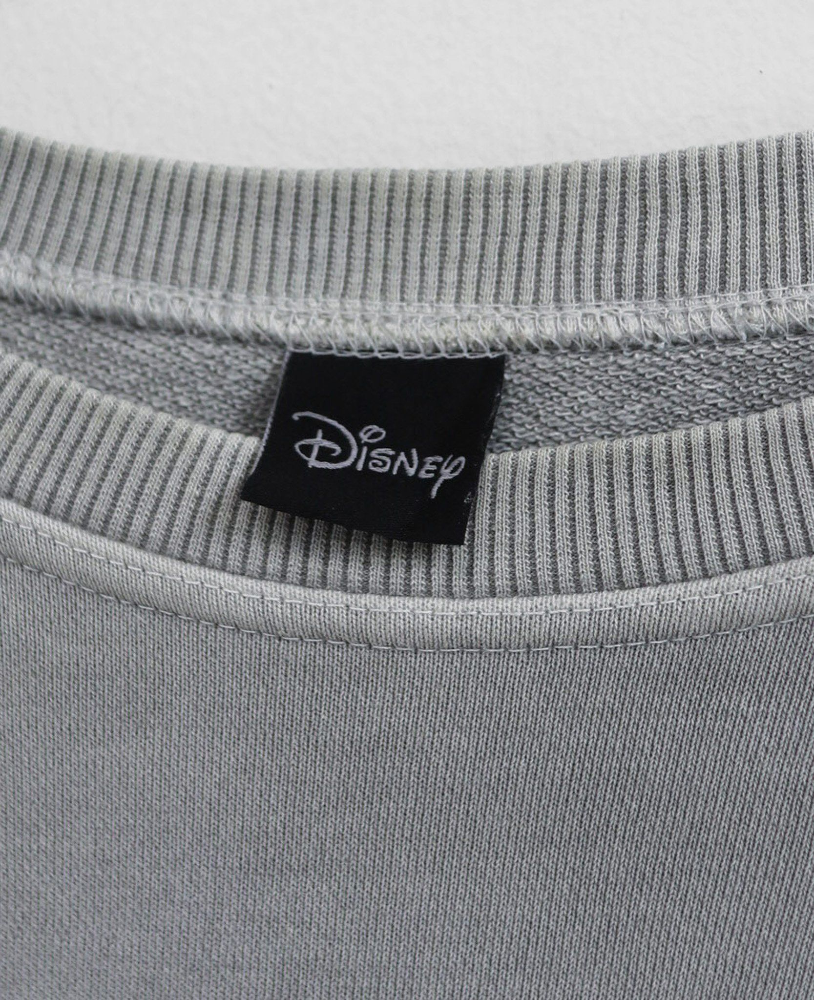 12.29.23 - VTG SWEATSHIRT - DISNEY MICKEY