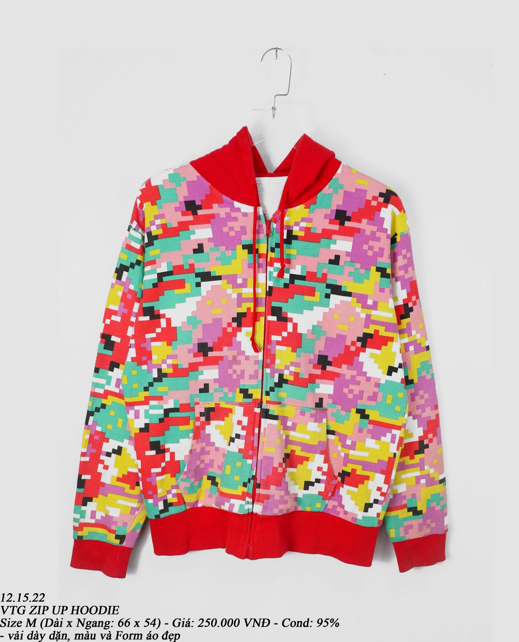 12.15.22 - VTG ZIP UP HOODIE