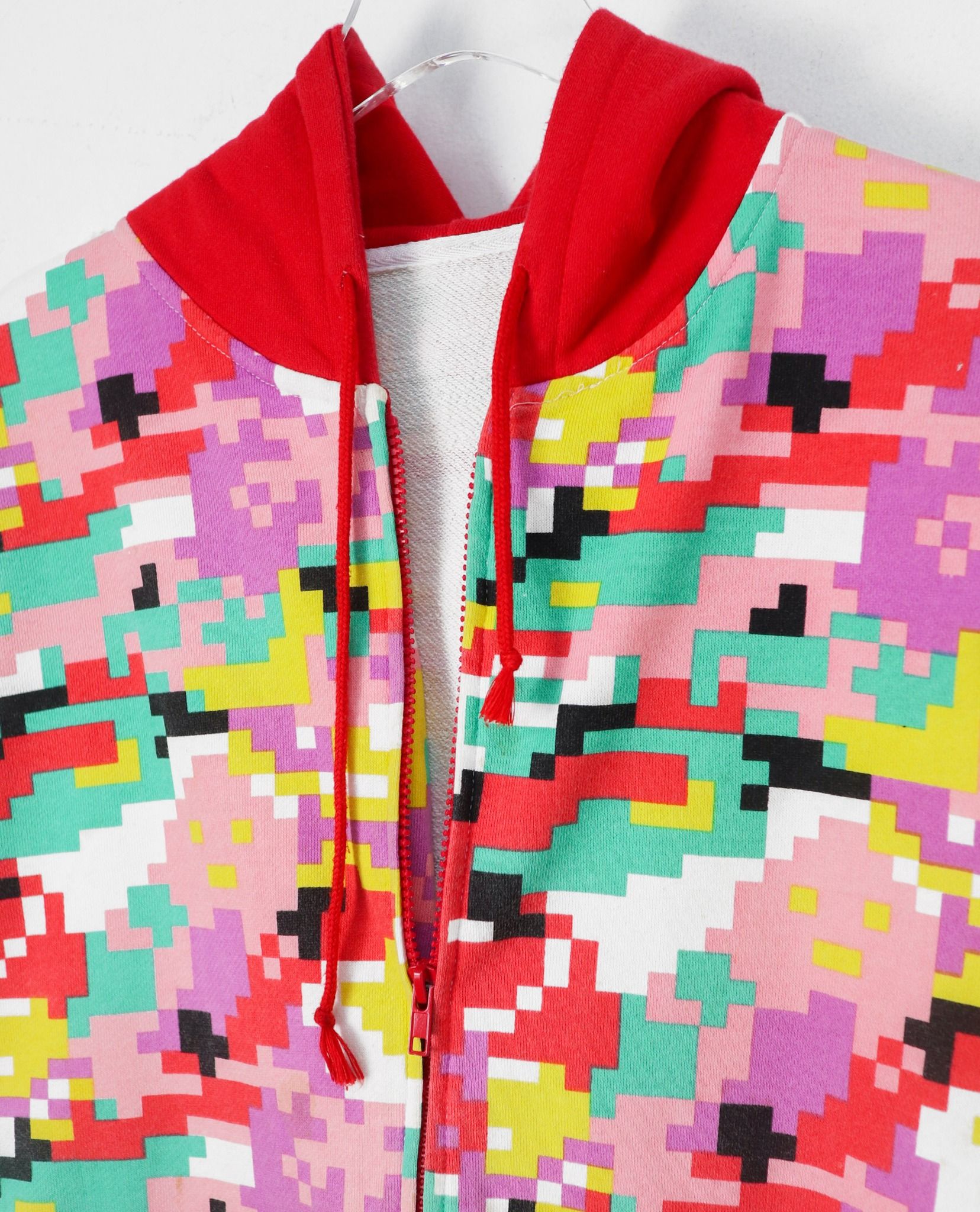 12.15.22 - VTG ZIP UP HOODIE