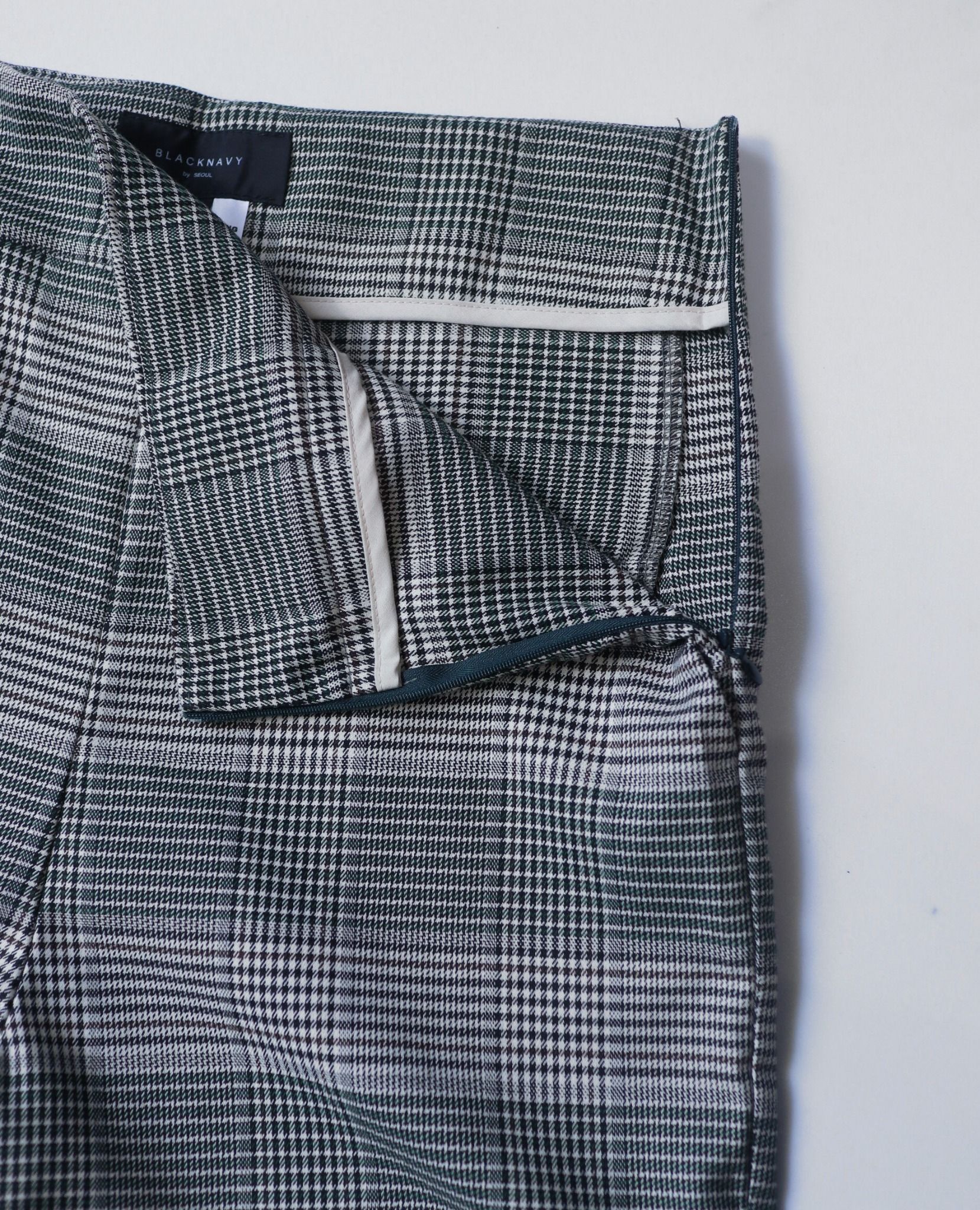 08.14.23 - VTG WOOL FLANNEL BAGGY PANTS - BLACKNAVY