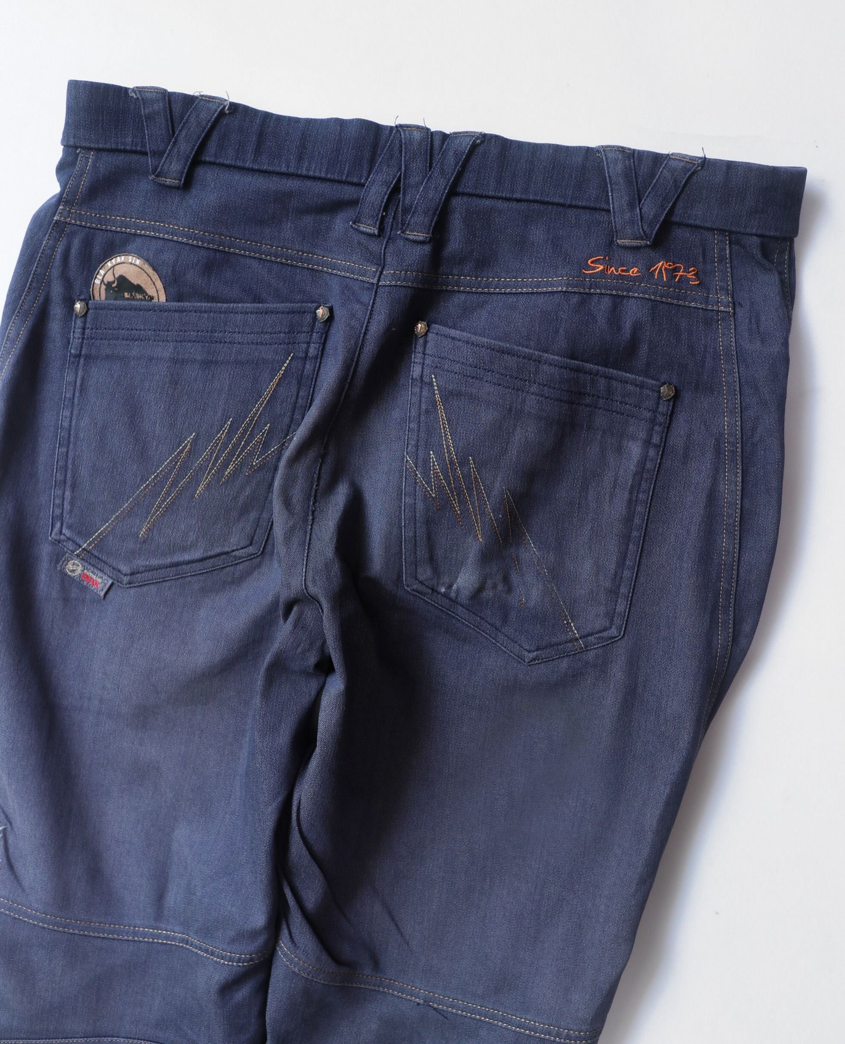 08.16.23 - VTG OUTDOOR DENIM PANTS - BLACKYAK