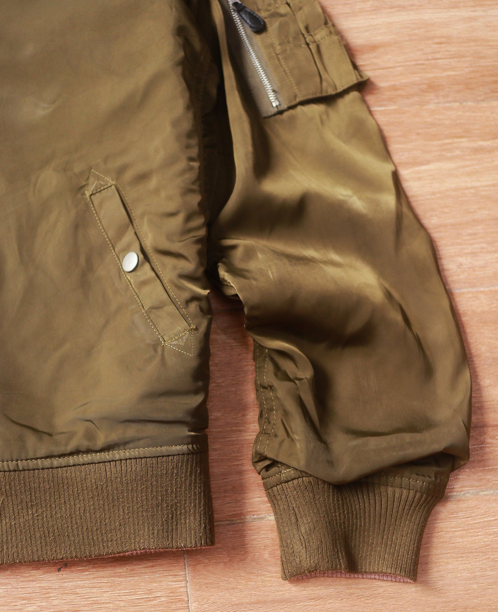 07.28.24 - VTG REVERSIBLE CROPPED BOMBER JACKET - PRIVATE PAUSE